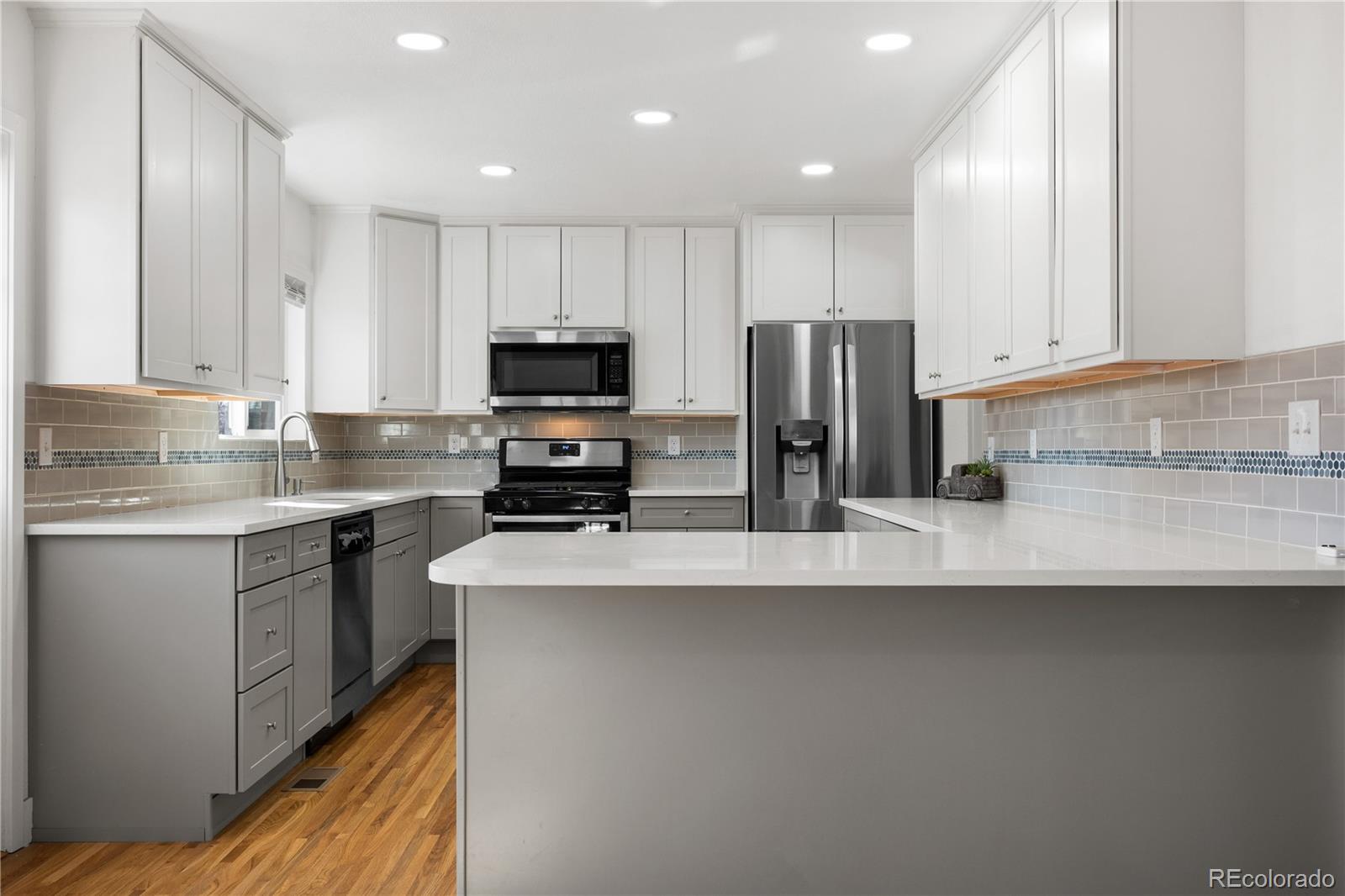 MLS Image #11 for 5862  owens street,arvada, Colorado