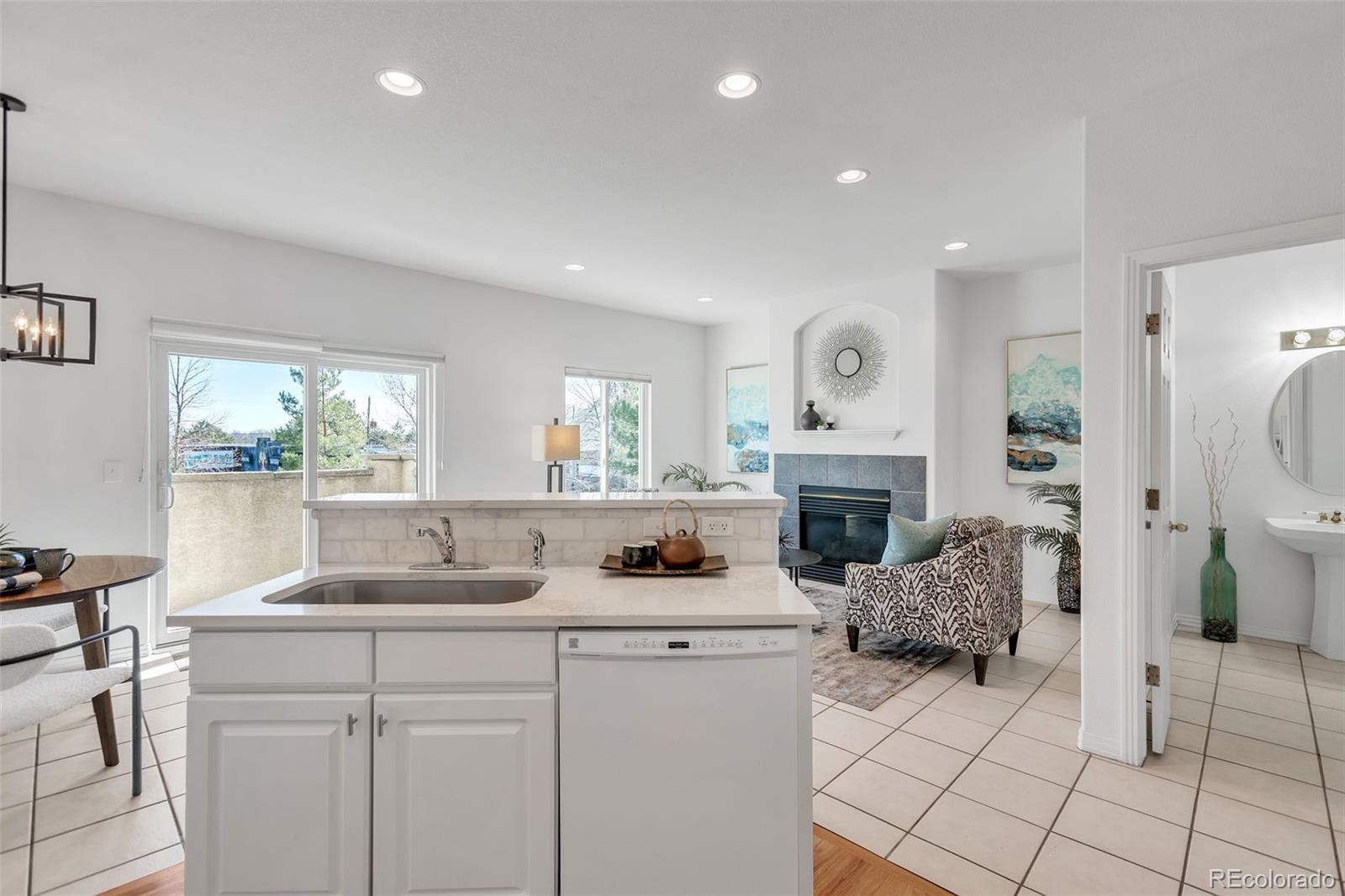 MLS Image #10 for 6102 e yale avenue,denver, Colorado