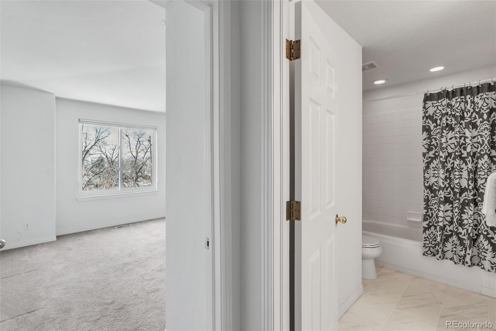 MLS Image #27 for 6102 e yale avenue,denver, Colorado