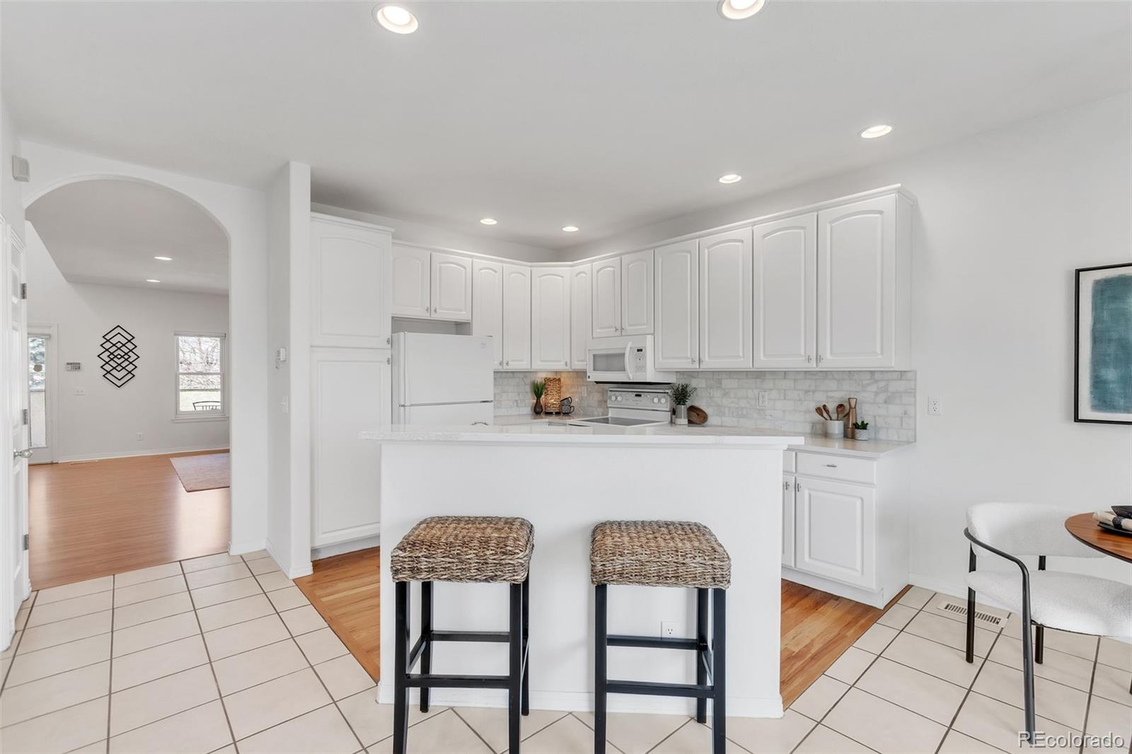 MLS Image #8 for 6102 e yale avenue,denver, Colorado