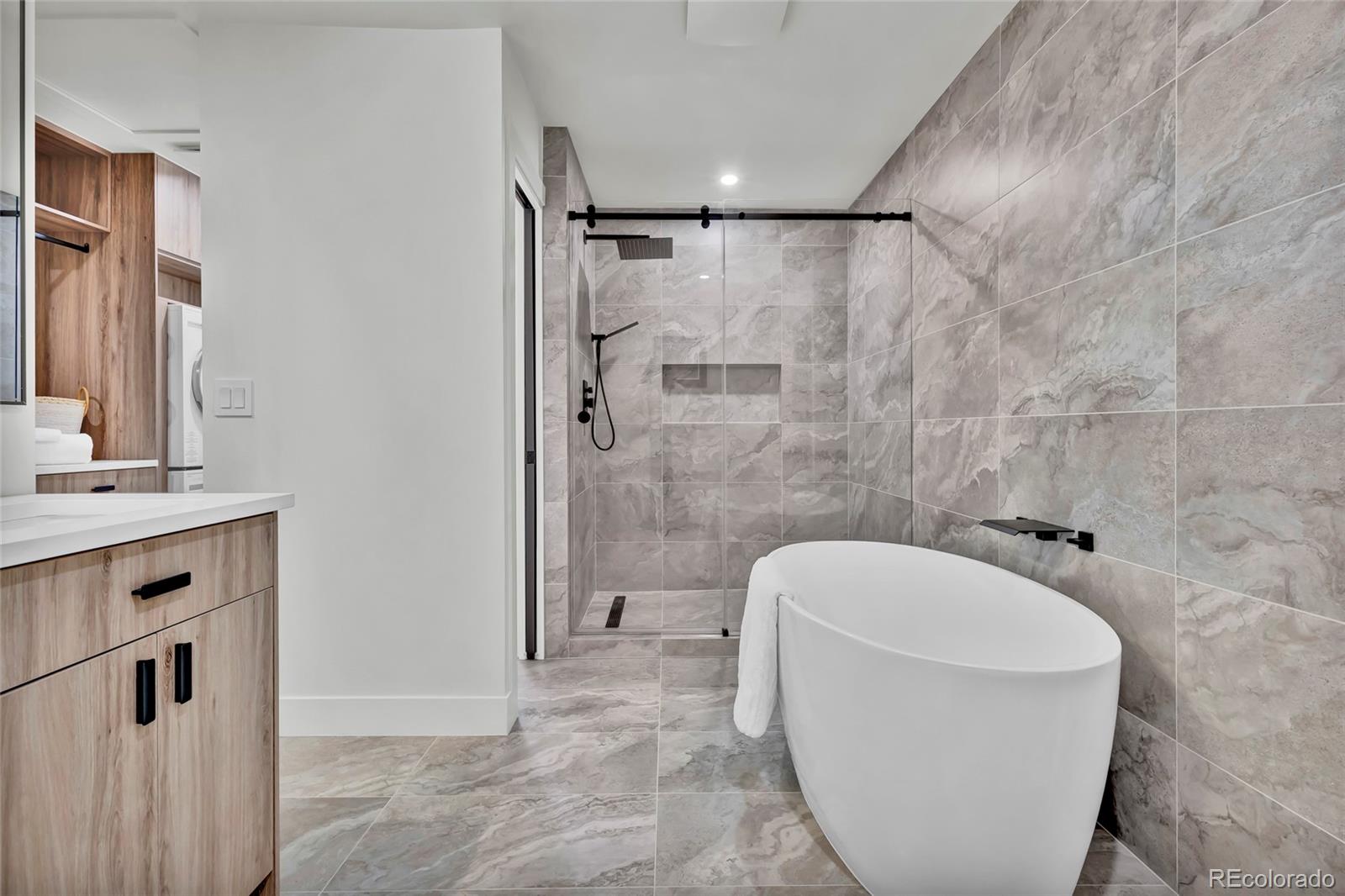 MLS Image #21 for 2800 s university boulevard,denver, Colorado