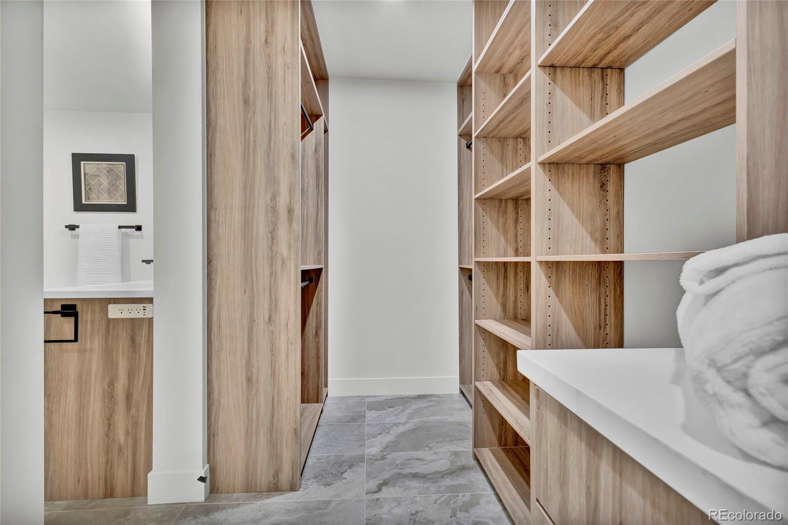 MLS Image #23 for 2800 s university boulevard,denver, Colorado