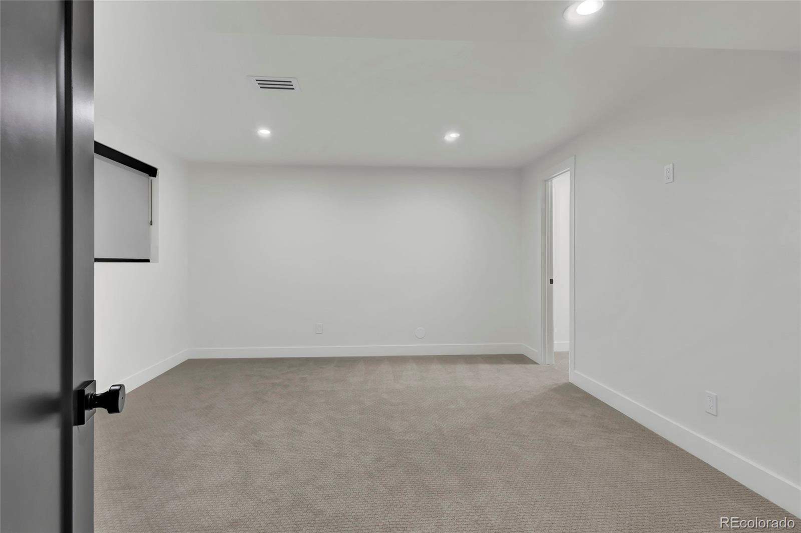 MLS Image #31 for 2800 s university boulevard,denver, Colorado