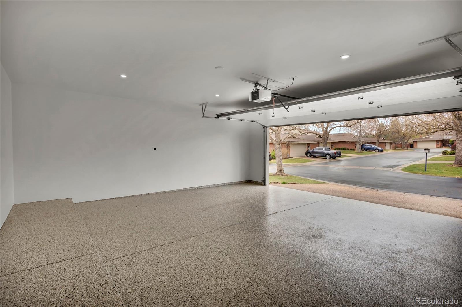 MLS Image #34 for 2800 s university boulevard,denver, Colorado