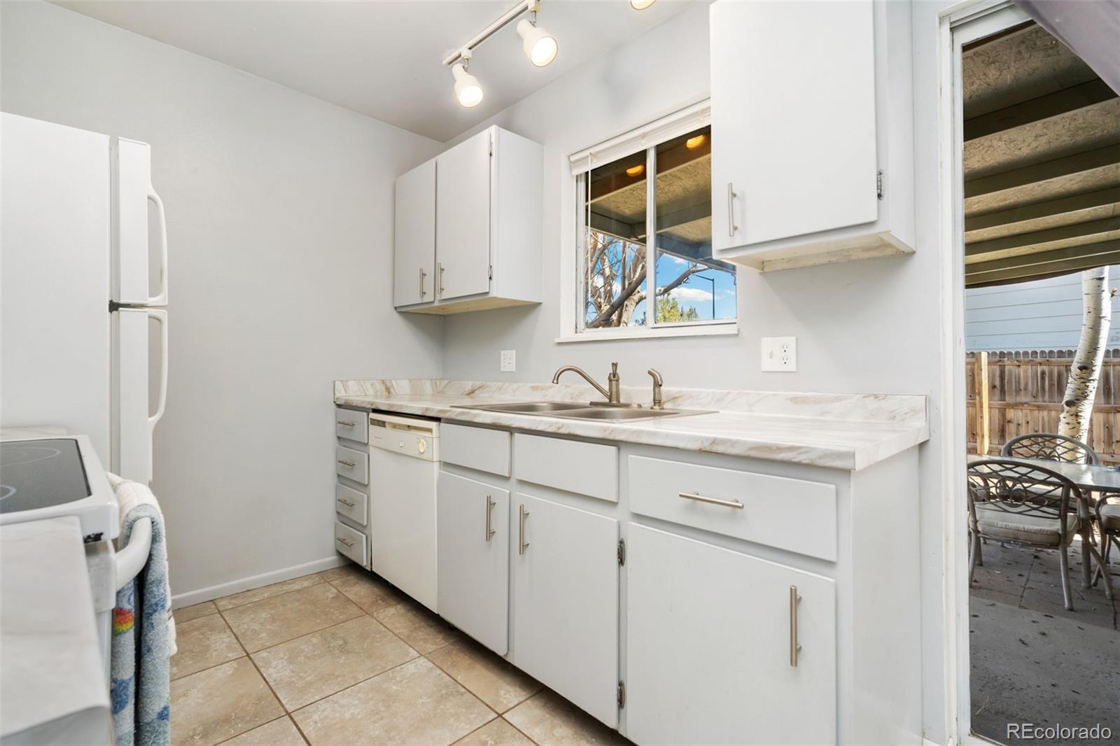 MLS Image #11 for 2010  wedgewood drive,greeley, Colorado