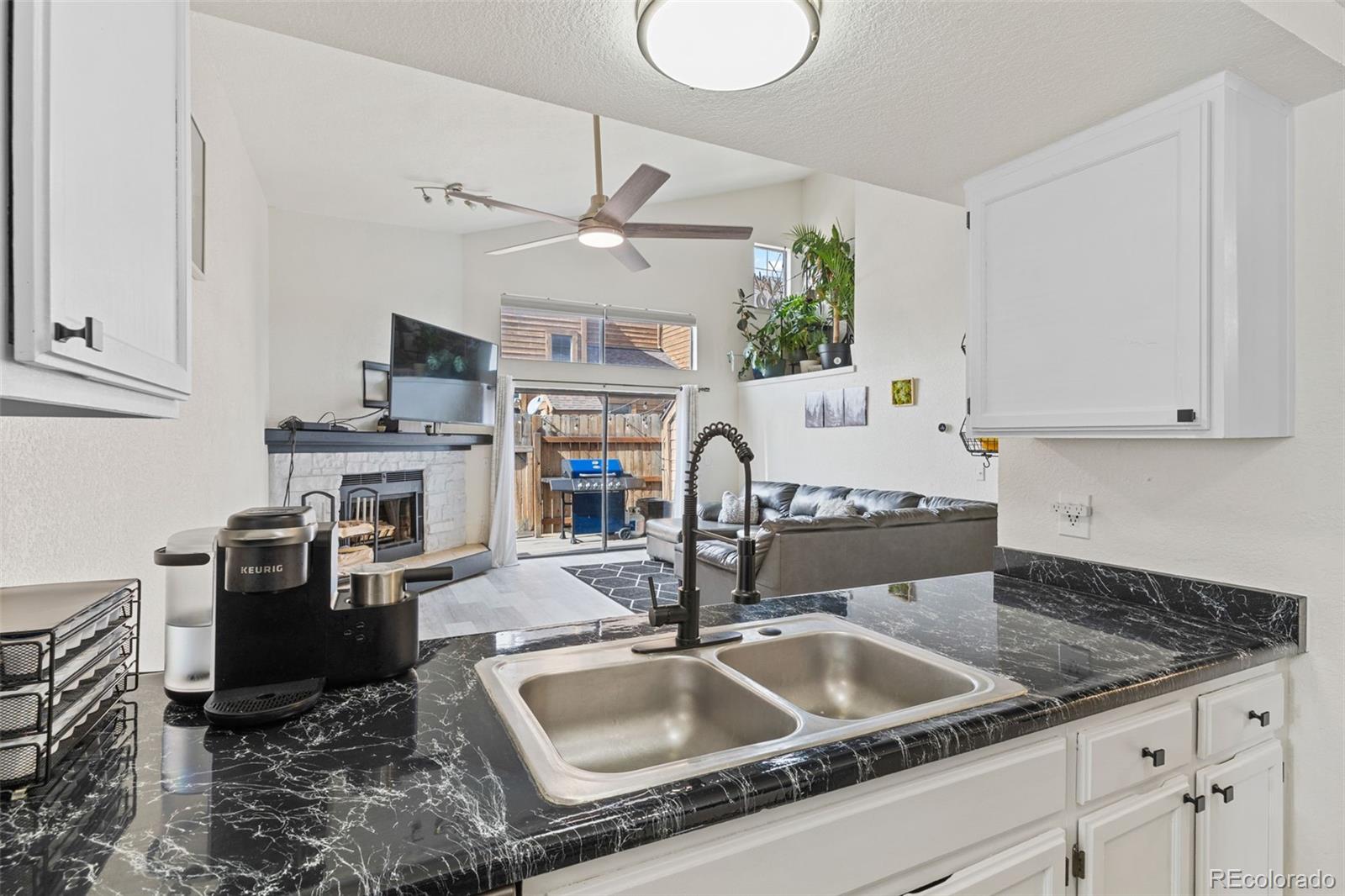 MLS Image #15 for 2569  devonshire court,denver, Colorado