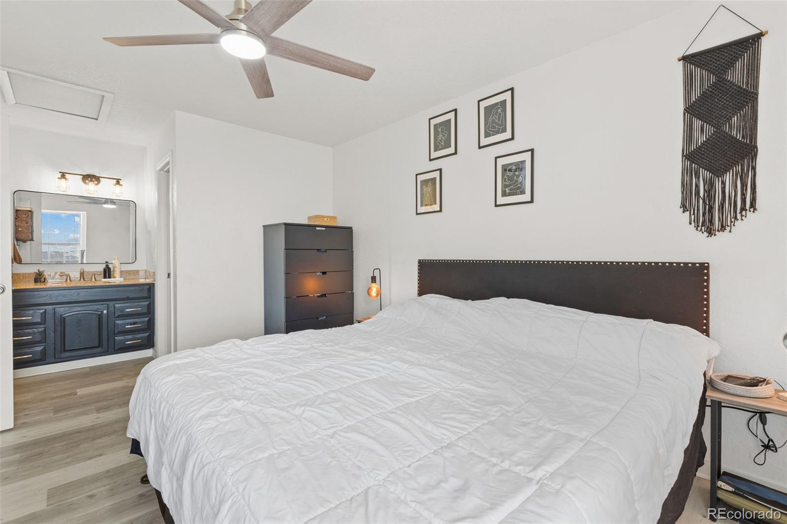 MLS Image #25 for 2569  devonshire court,denver, Colorado