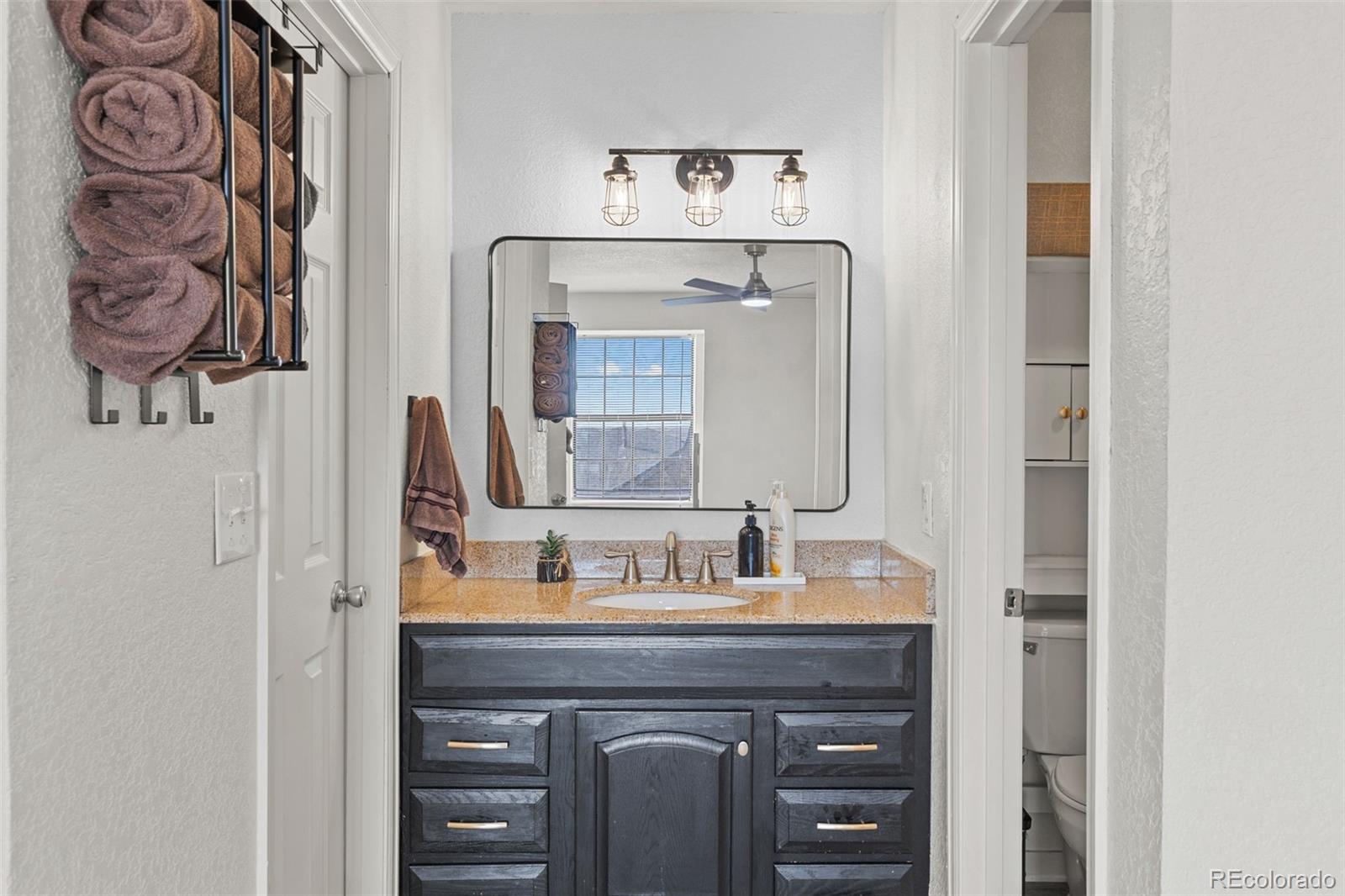 MLS Image #27 for 2569  devonshire court,denver, Colorado