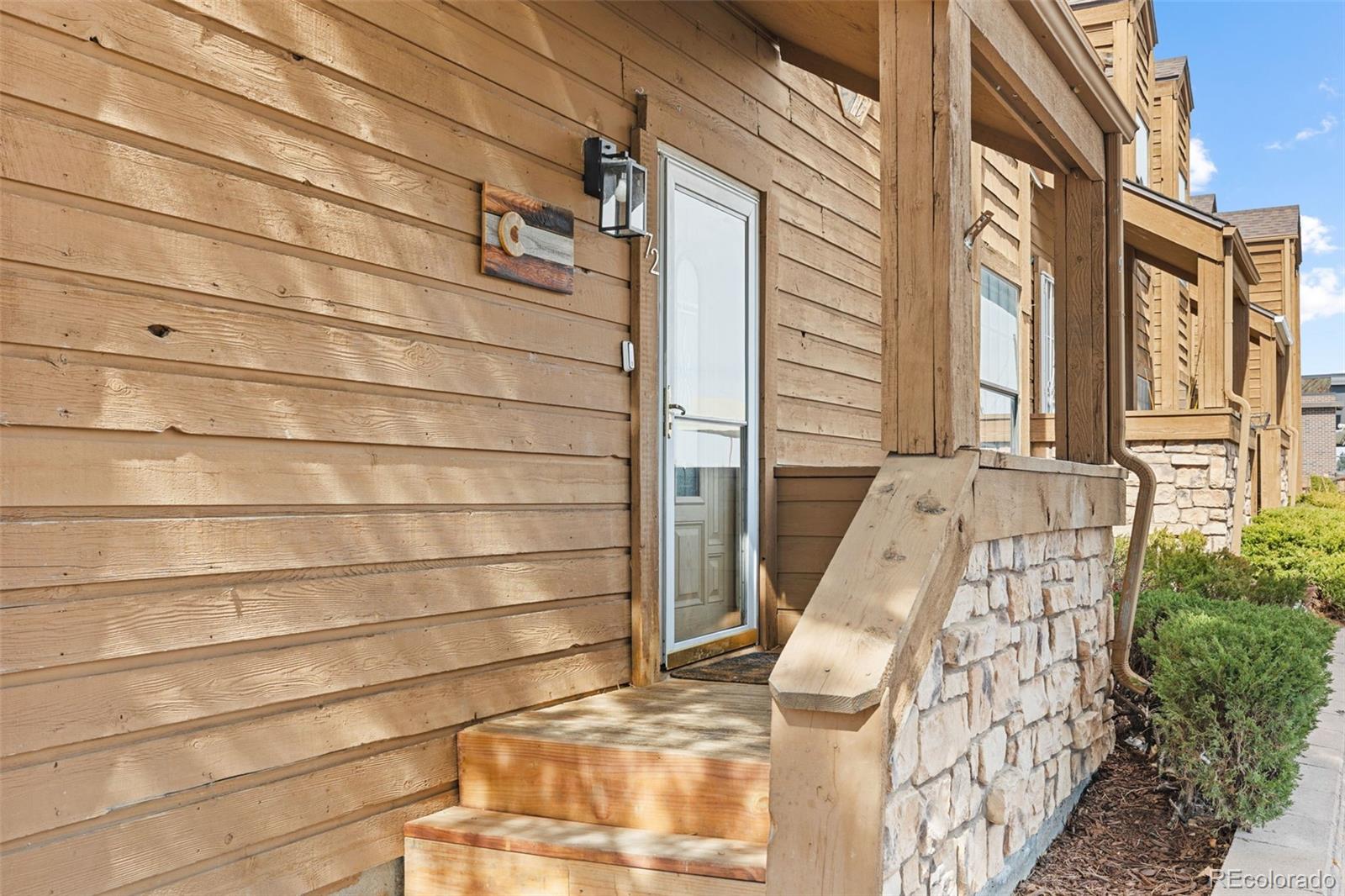 MLS Image #3 for 2569  devonshire court,denver, Colorado