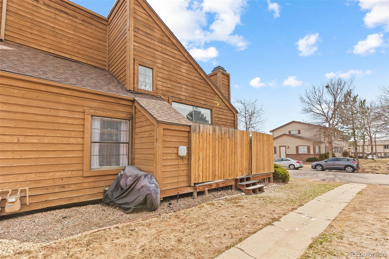 MLS Image #33 for 2569  devonshire court,denver, Colorado