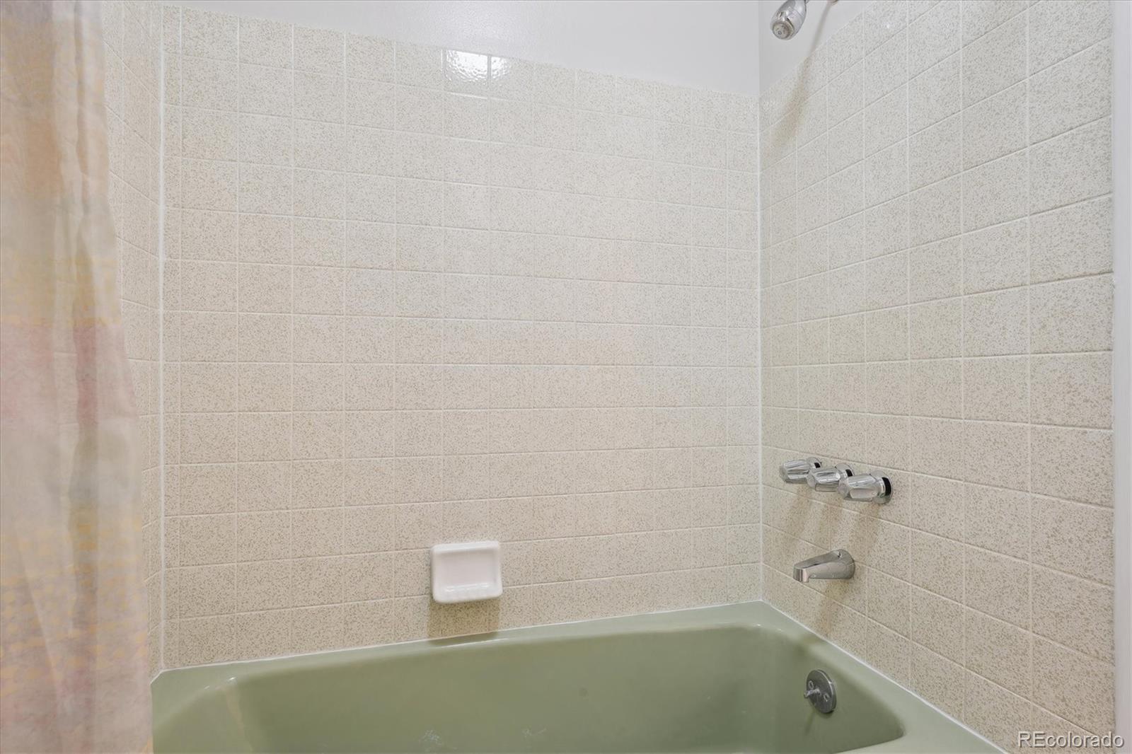 MLS Image #13 for 13088 w arkansas place,lakewood, Colorado