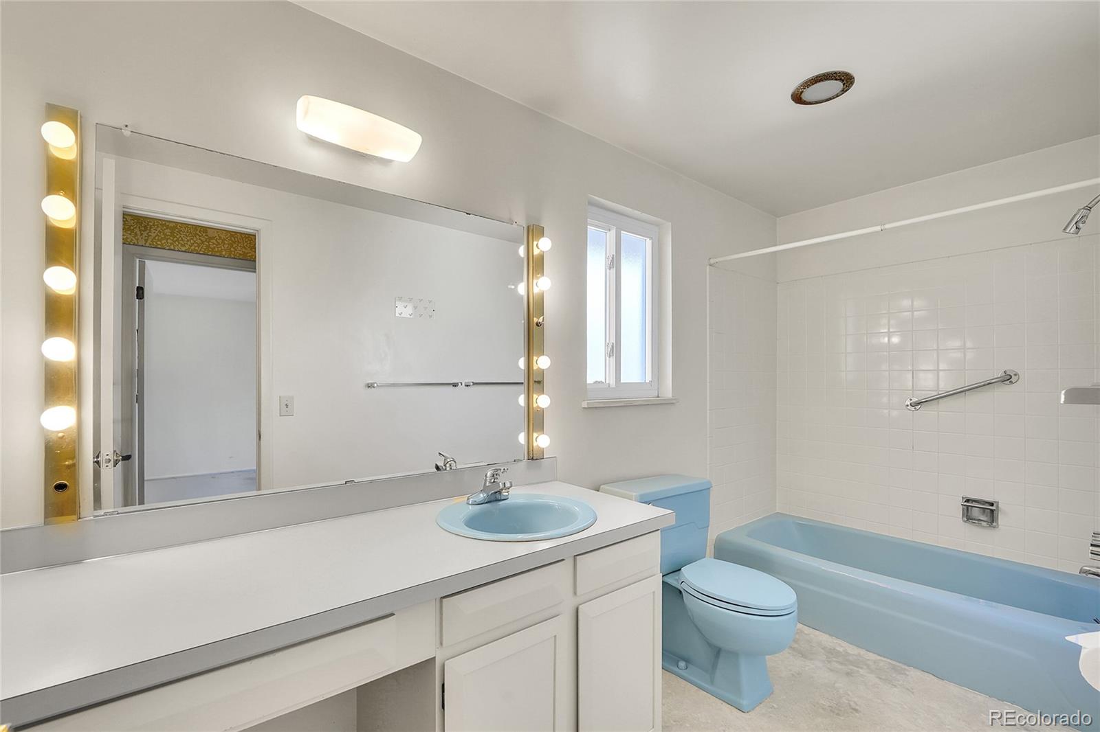 MLS Image #19 for 3883 s elm street,denver, Colorado