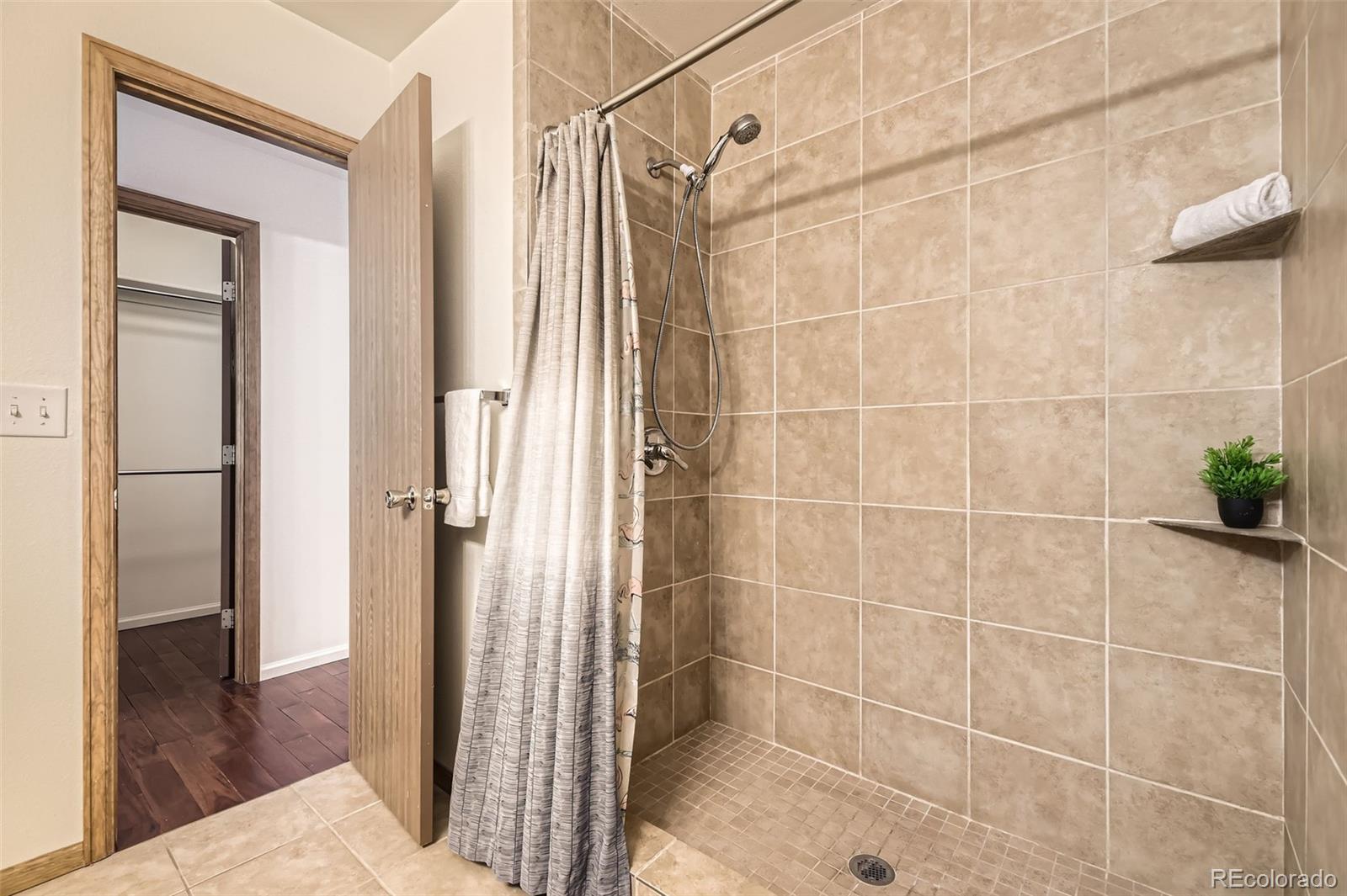 MLS Image #17 for 1777 s union boulevard ,lakewood, Colorado