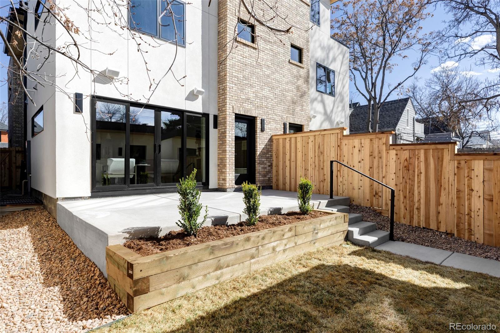 MLS Image #41 for 421 s pearl street,denver, Colorado