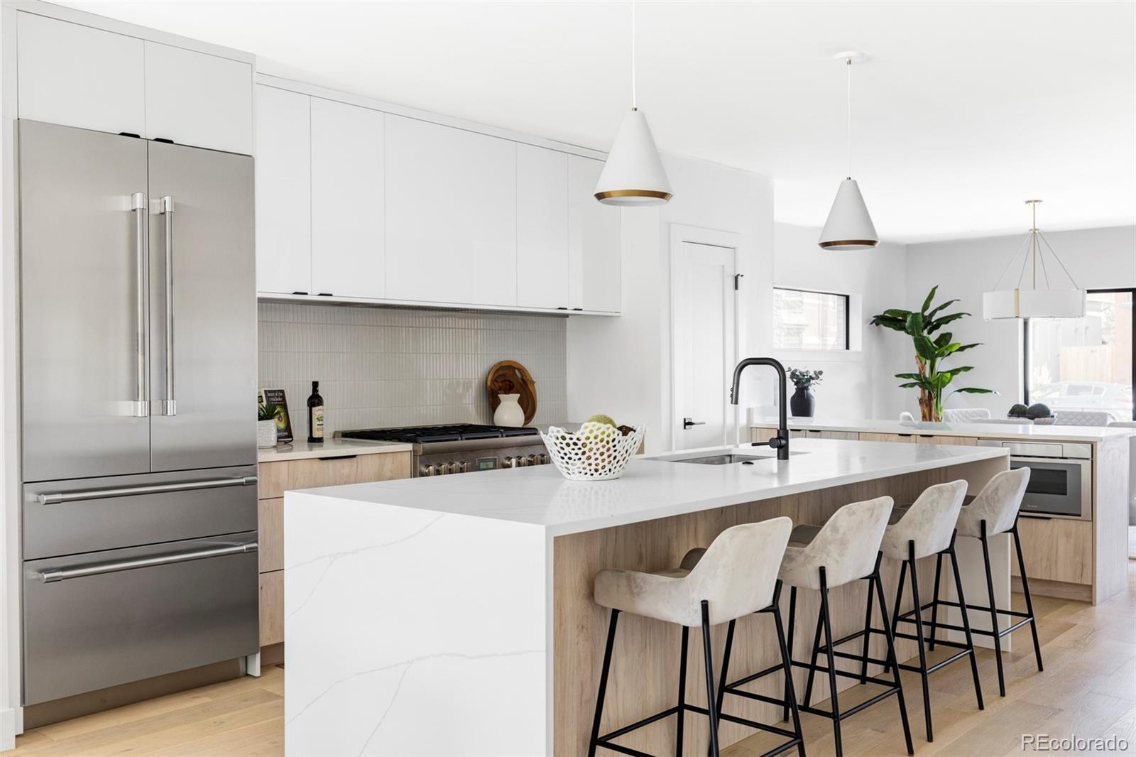 MLS Image #5 for 421 s pearl street,denver, Colorado