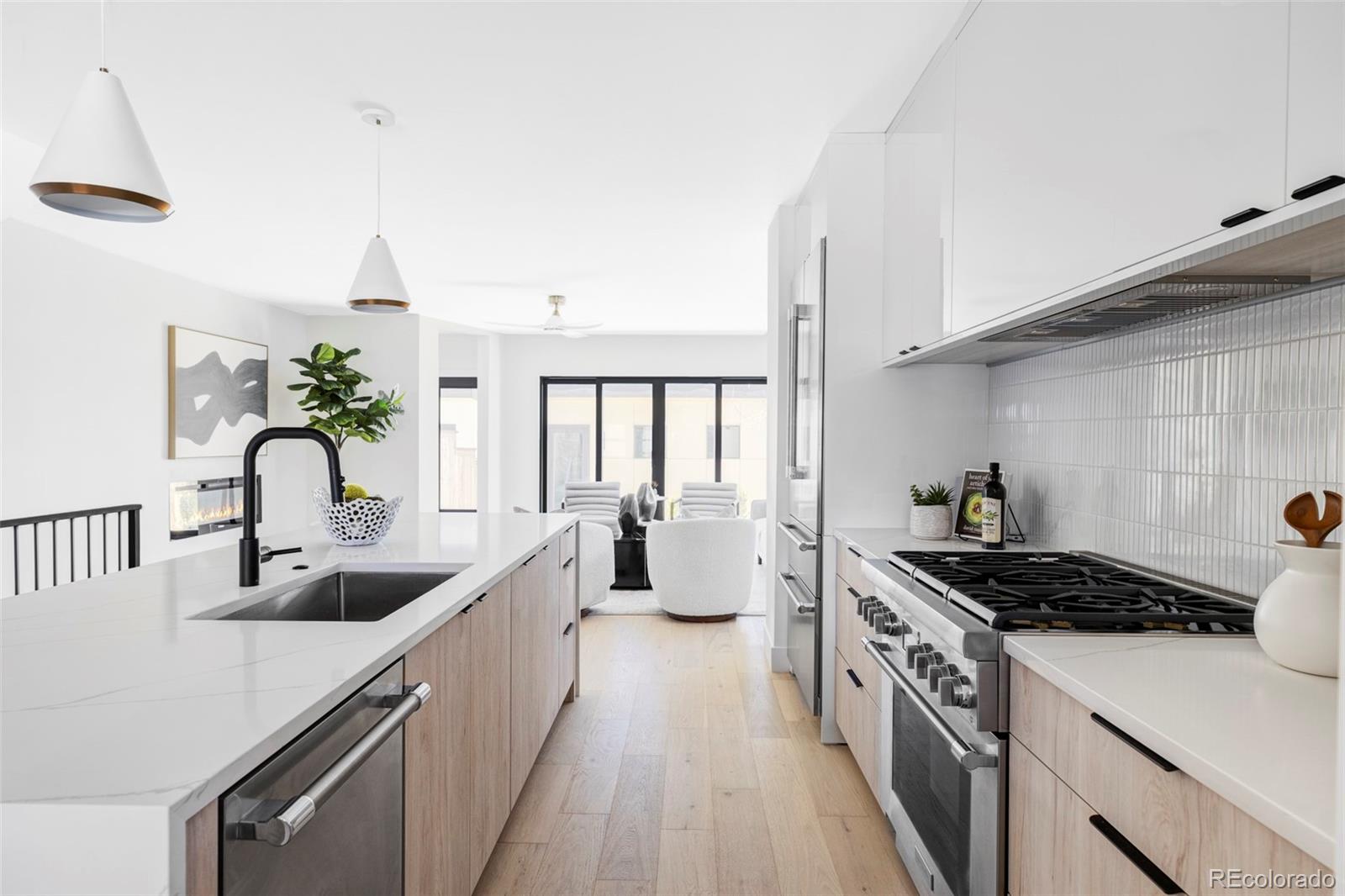 MLS Image #7 for 421 s pearl street,denver, Colorado