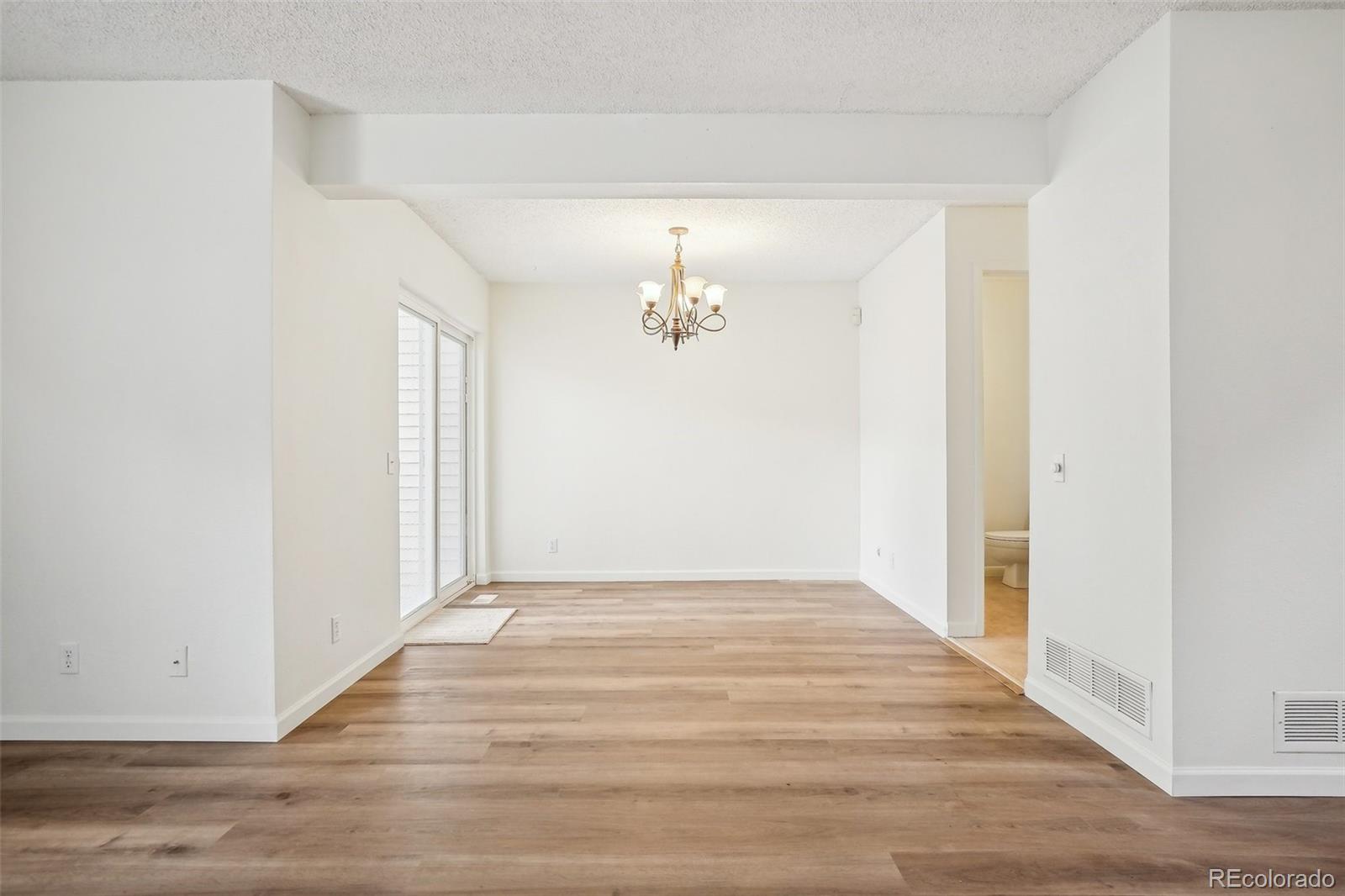 MLS Image #12 for 1529 s sable boulevard,aurora, Colorado
