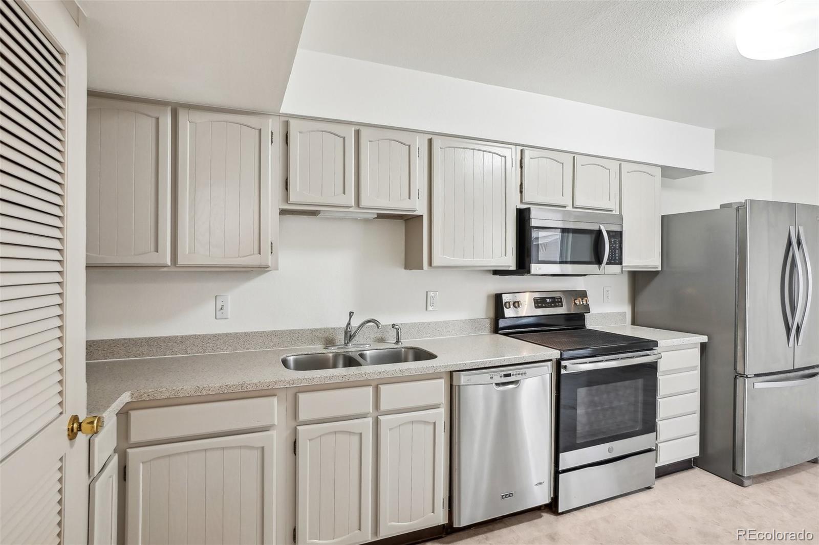 MLS Image #14 for 1529 s sable boulevard,aurora, Colorado