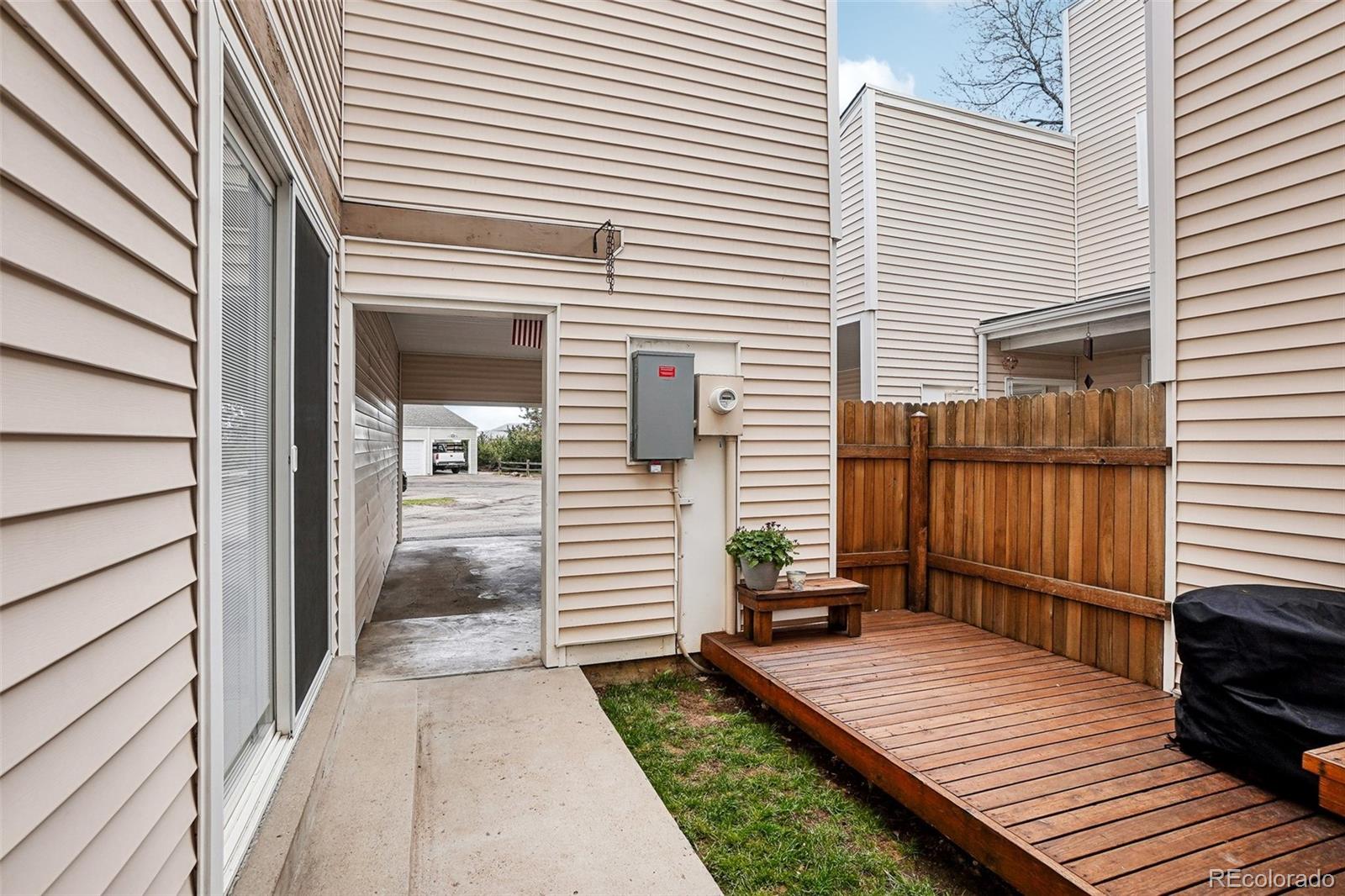 MLS Image #4 for 1529 s sable boulevard,aurora, Colorado