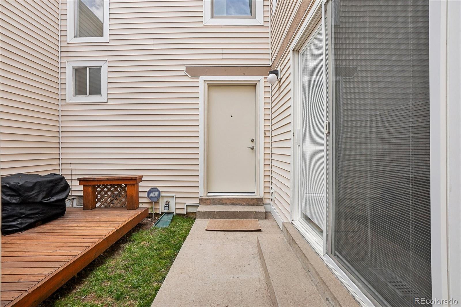 MLS Image #5 for 1529 s sable boulevard,aurora, Colorado