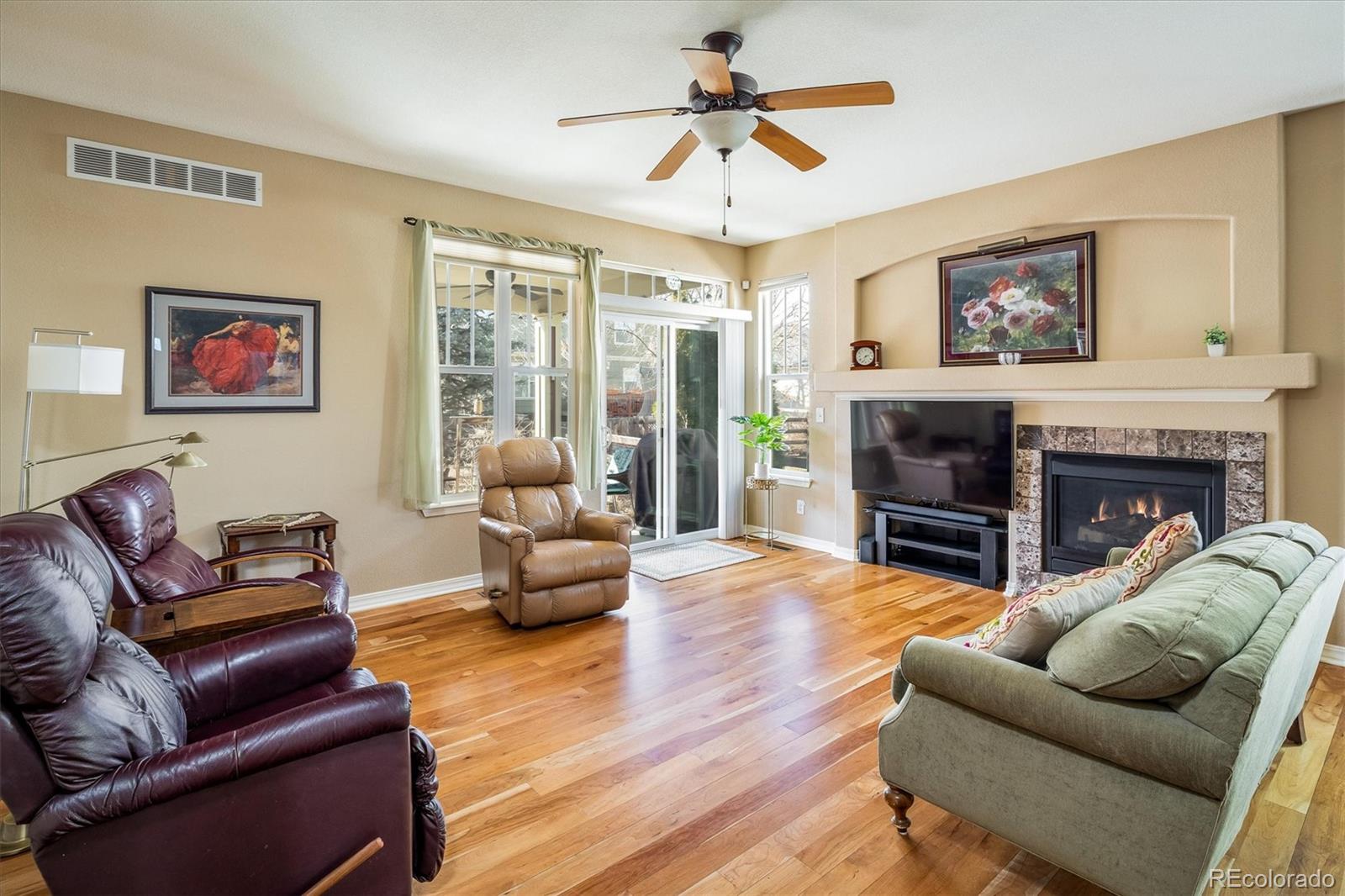 MLS Image #3 for 1038  petras street,erie, Colorado