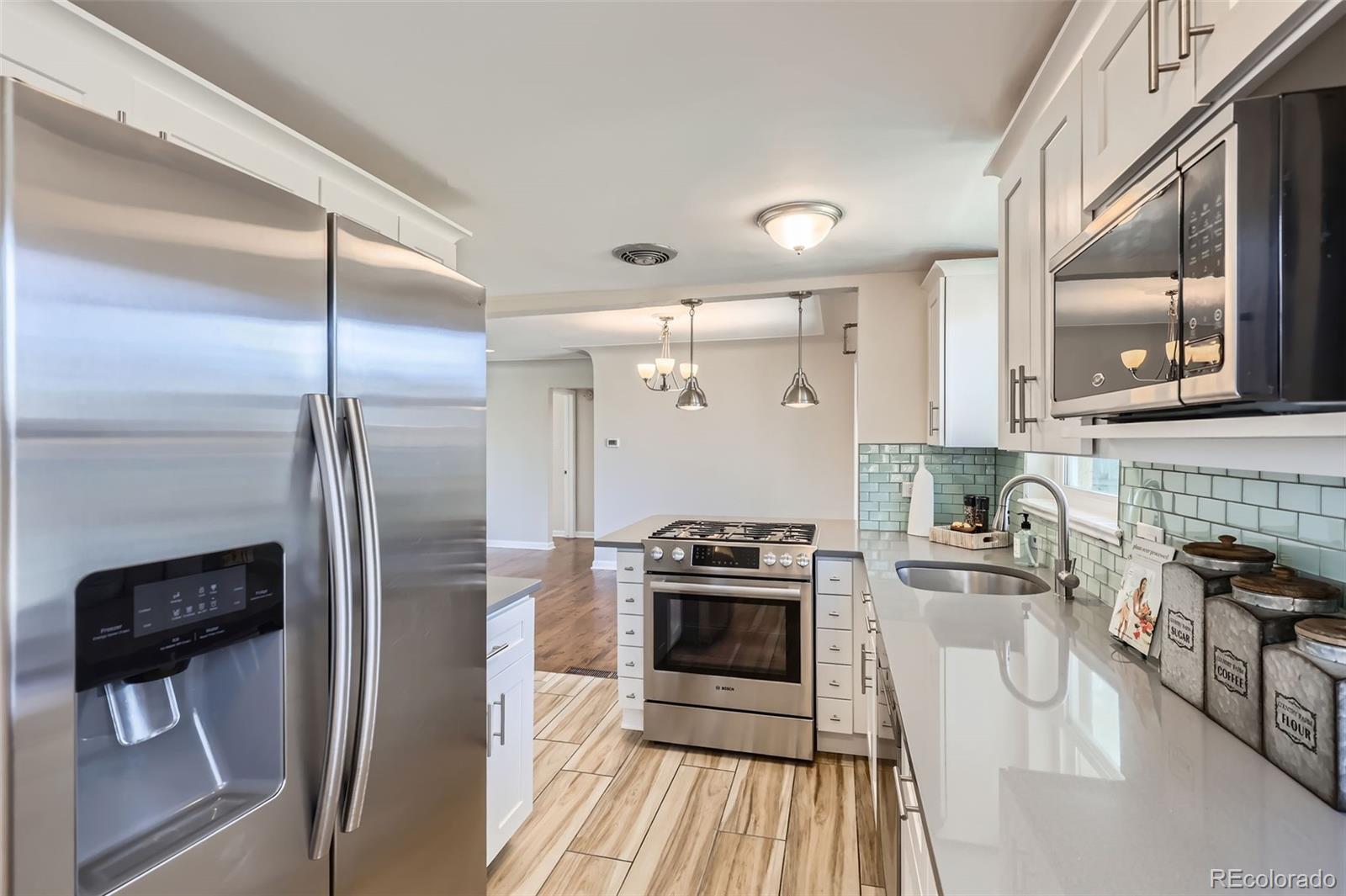 MLS Image #12 for 1261 s harrison street,denver, Colorado