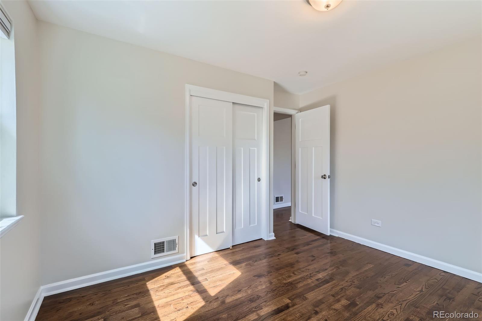 MLS Image #15 for 1261 s harrison street,denver, Colorado