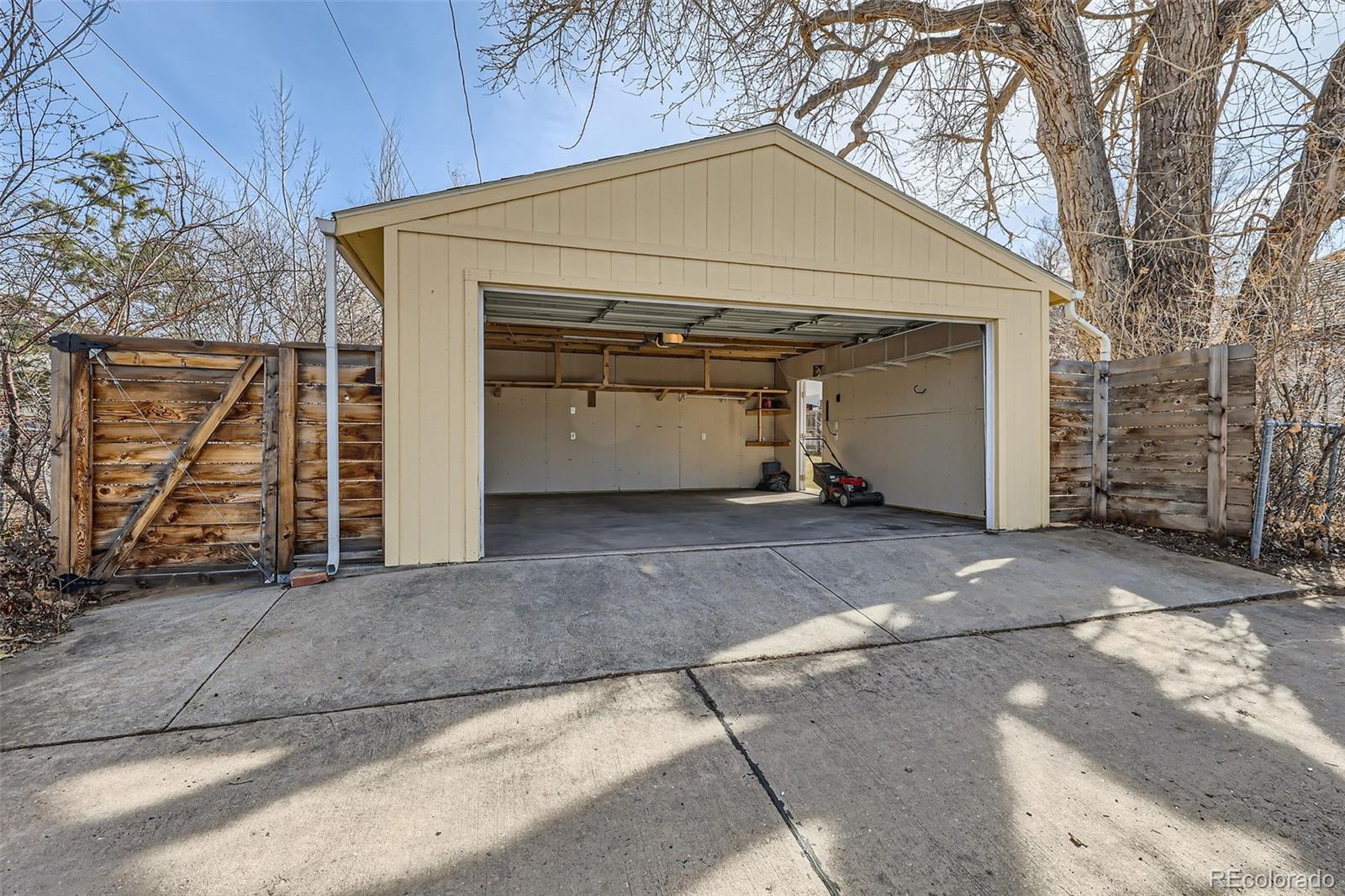MLS Image #29 for 1261 s harrison street,denver, Colorado