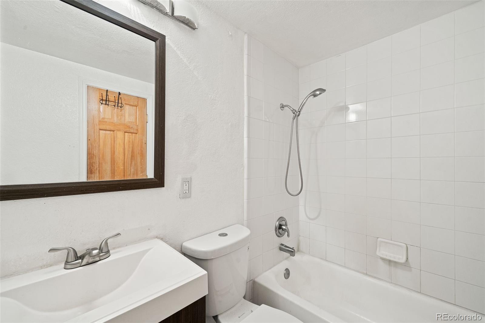 MLS Image #9 for 336 n grant street,denver, Colorado