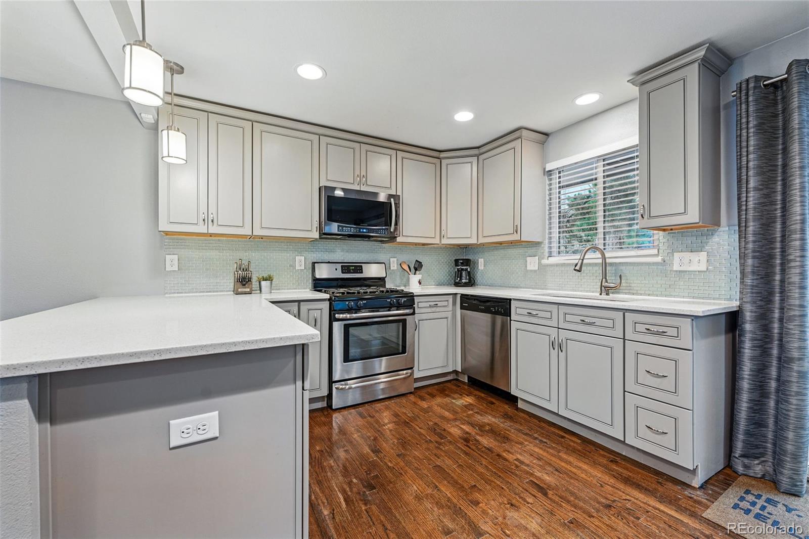 MLS Image #11 for 2958 e euclid place,centennial, Colorado