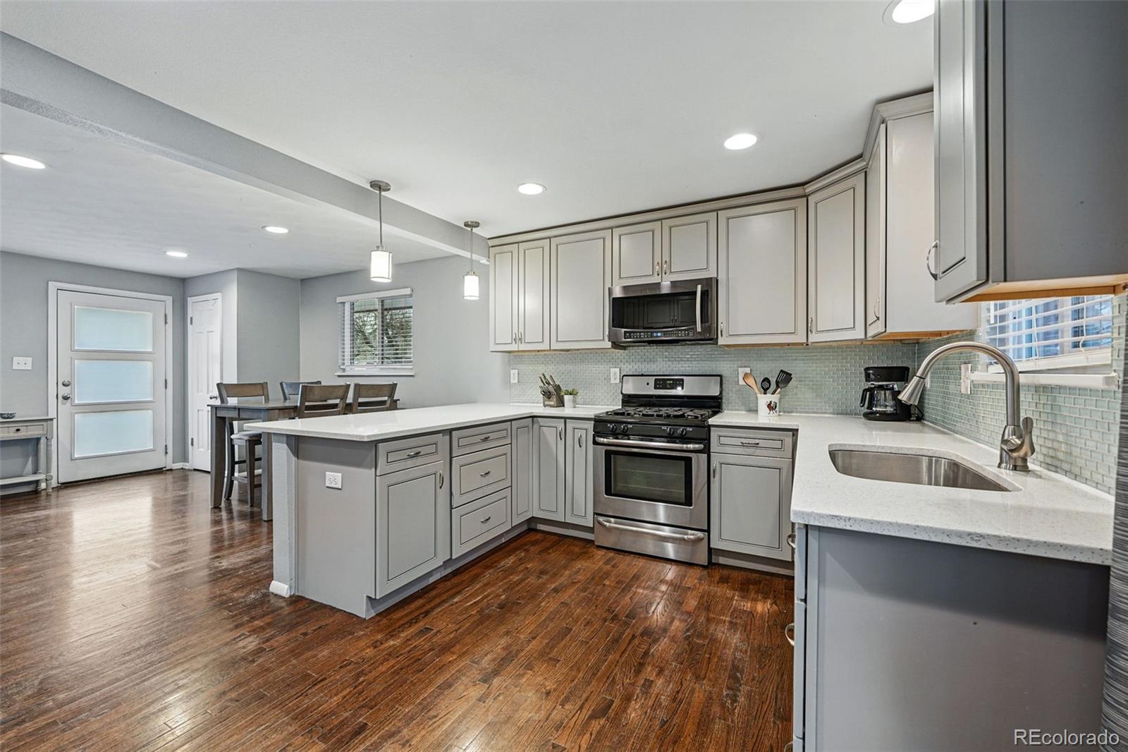 MLS Image #13 for 2958 e euclid place,centennial, Colorado