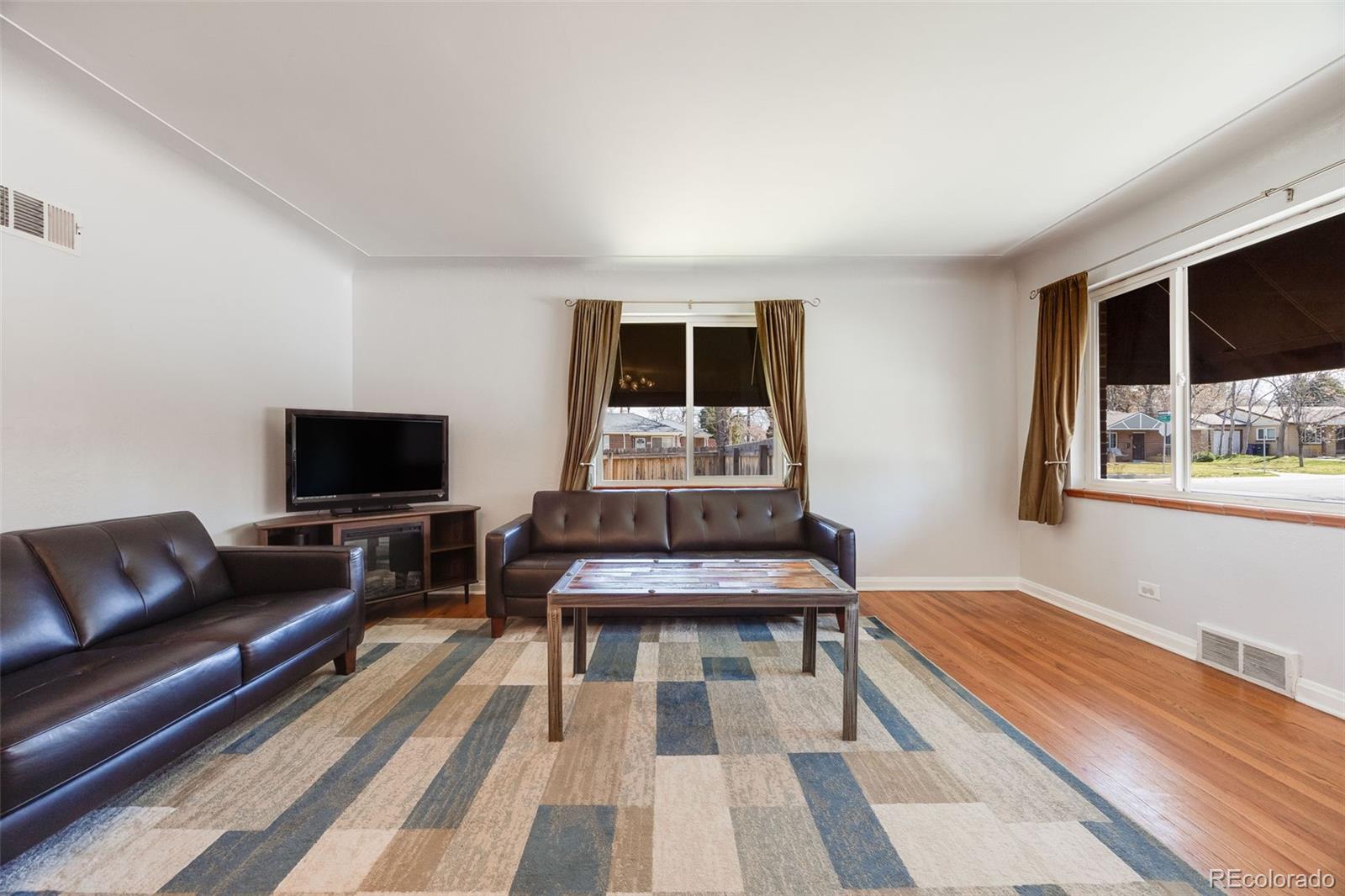MLS Image #4 for 5611 e 13th avenue,denver, Colorado