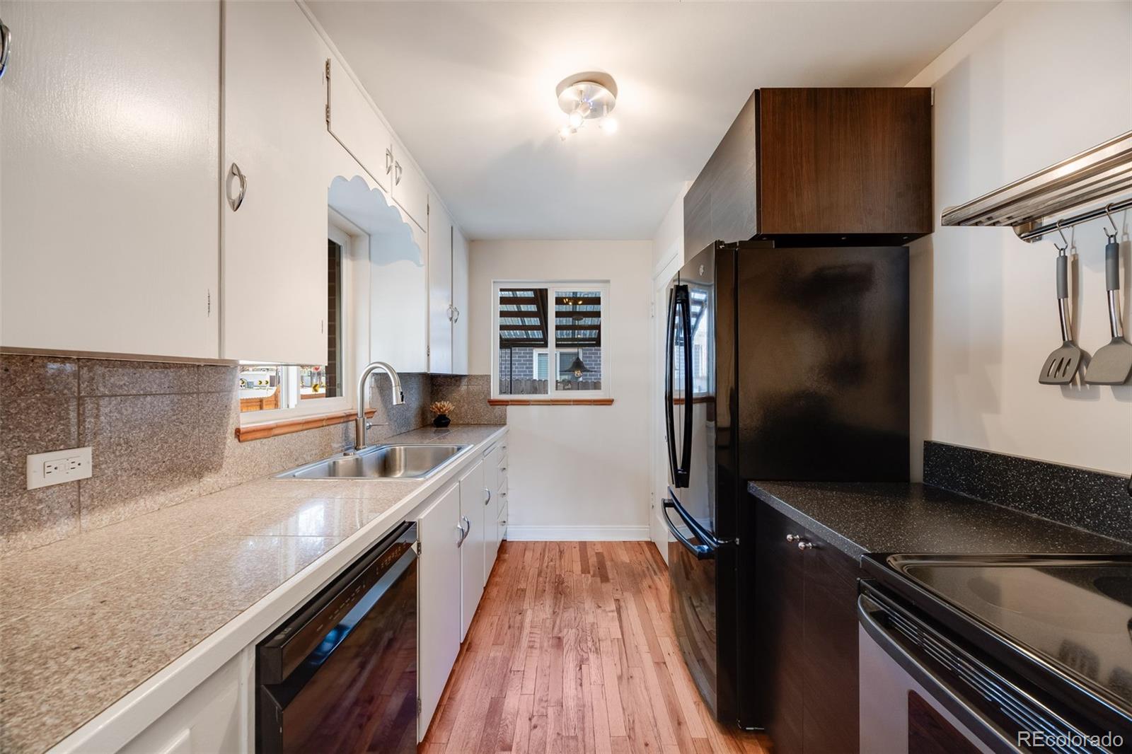 MLS Image #9 for 5611 e 13th avenue,denver, Colorado