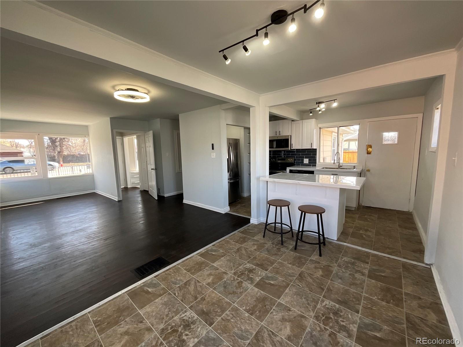 MLS Image #2 for 10555  montview boulevard,aurora, Colorado