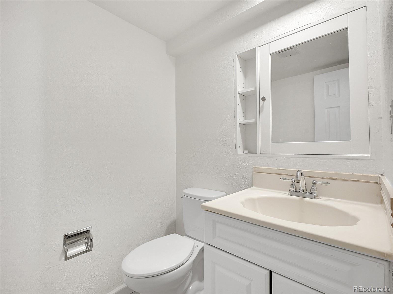 MLS Image #14 for 11535  albion court,thornton, Colorado