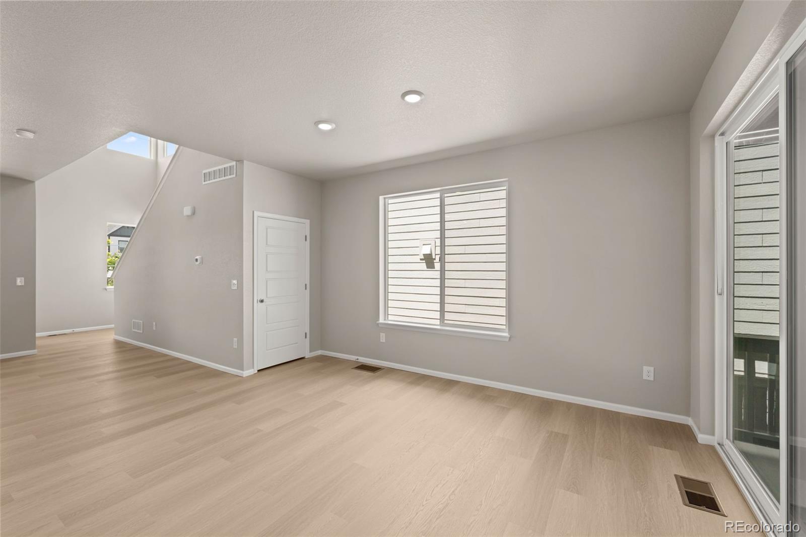 MLS Image #23 for 21044 e 63rd drive,aurora, Colorado