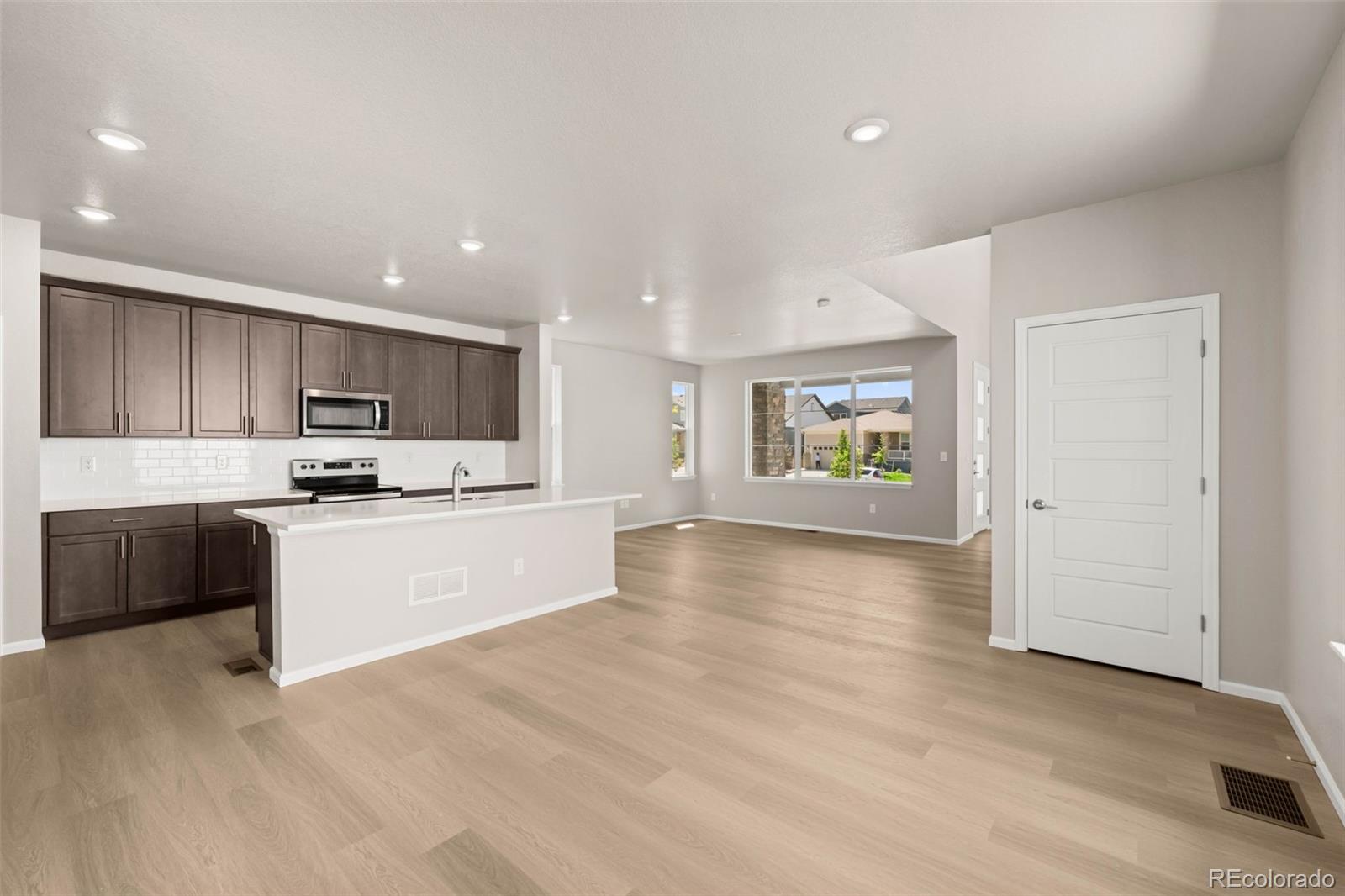 MLS Image #26 for 21044 e 63rd drive,aurora, Colorado