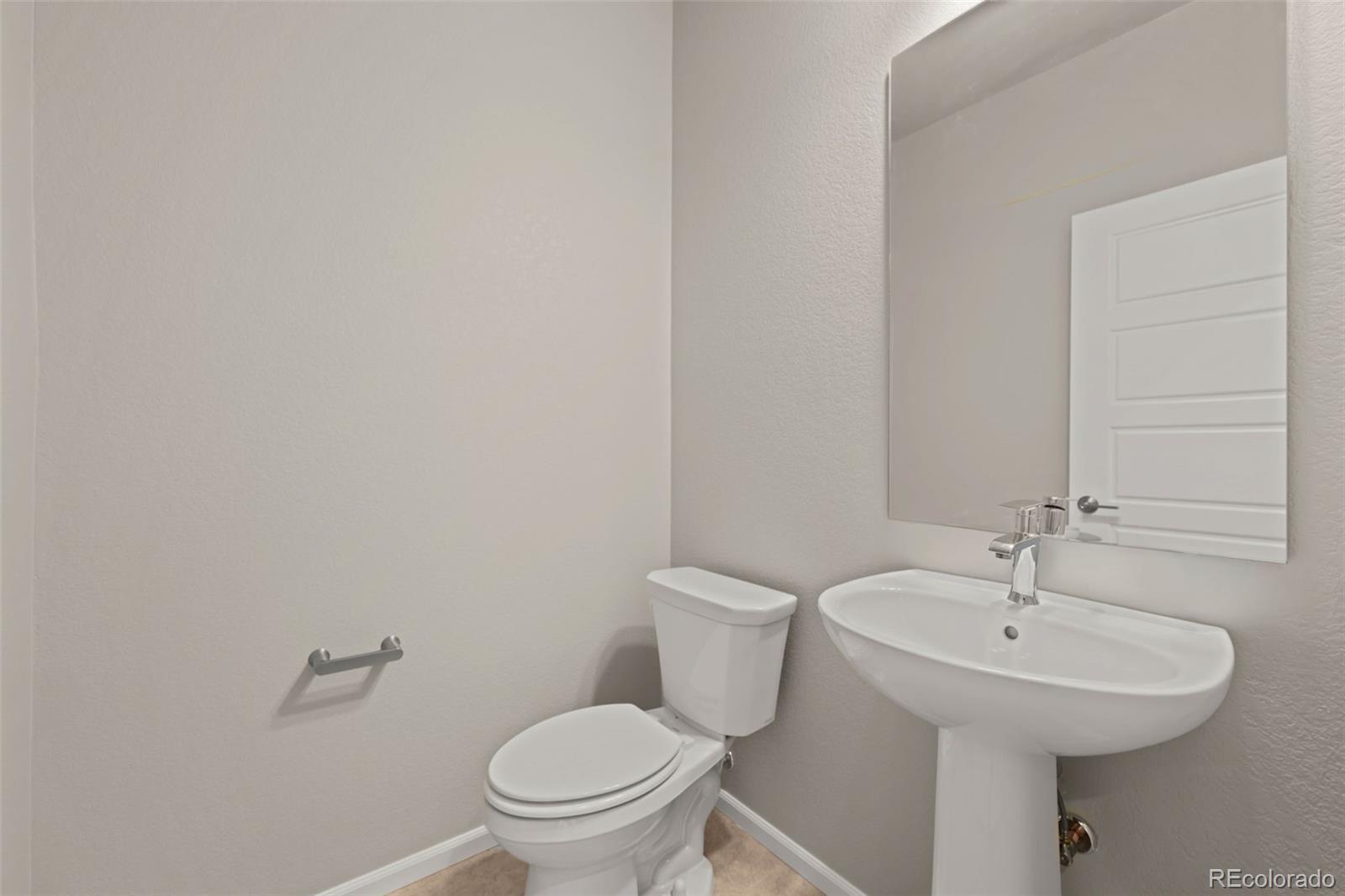 MLS Image #27 for 21044 e 63rd drive,aurora, Colorado