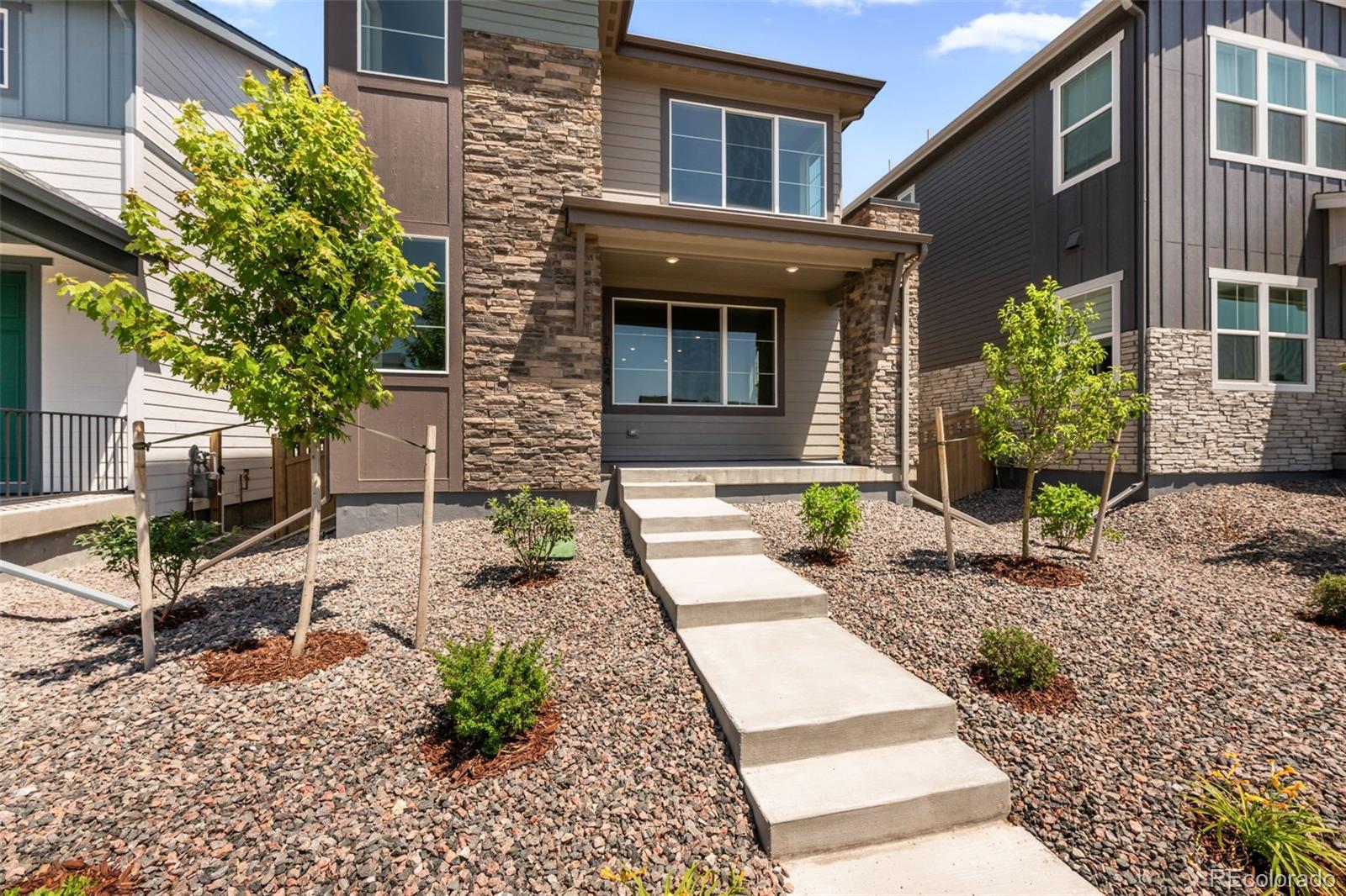 MLS Image #3 for 21044 e 63rd drive,aurora, Colorado