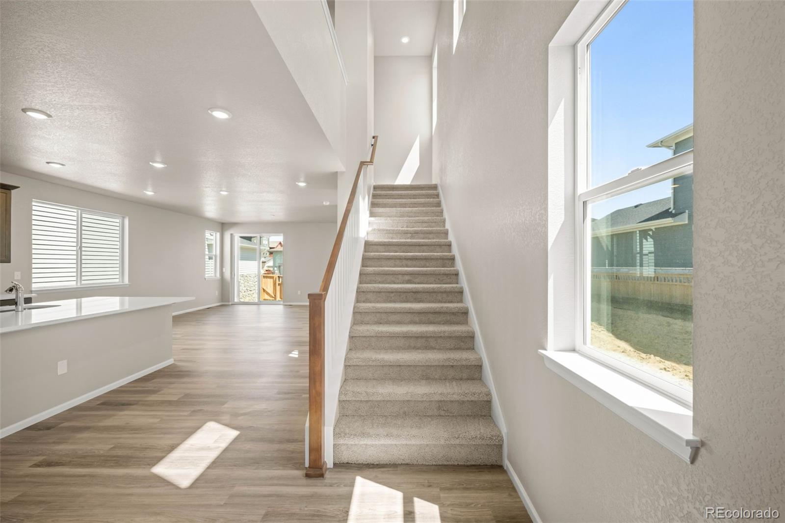 MLS Image #11 for 20871 e 60th avenue,aurora, Colorado