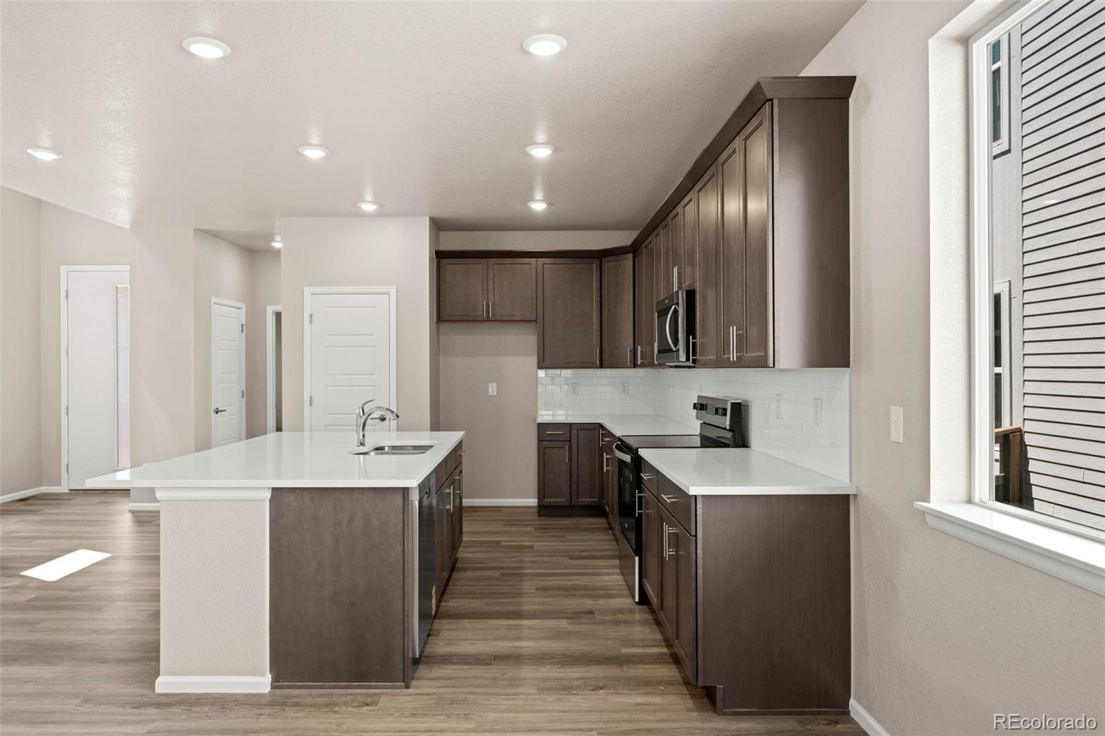 MLS Image #16 for 20871 e 60th avenue,aurora, Colorado