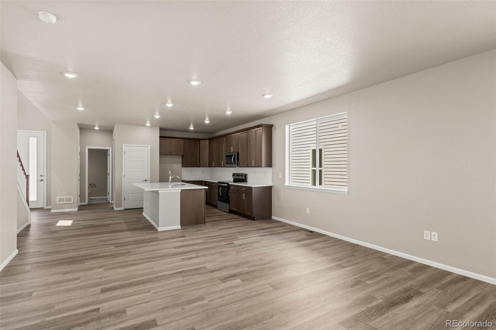 MLS Image #23 for 20871 e 60th avenue,aurora, Colorado