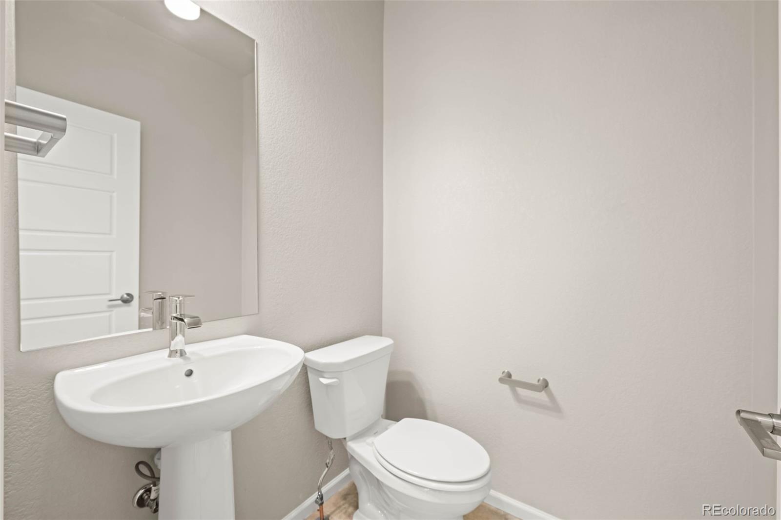 MLS Image #27 for 20871 e 60th avenue,aurora, Colorado