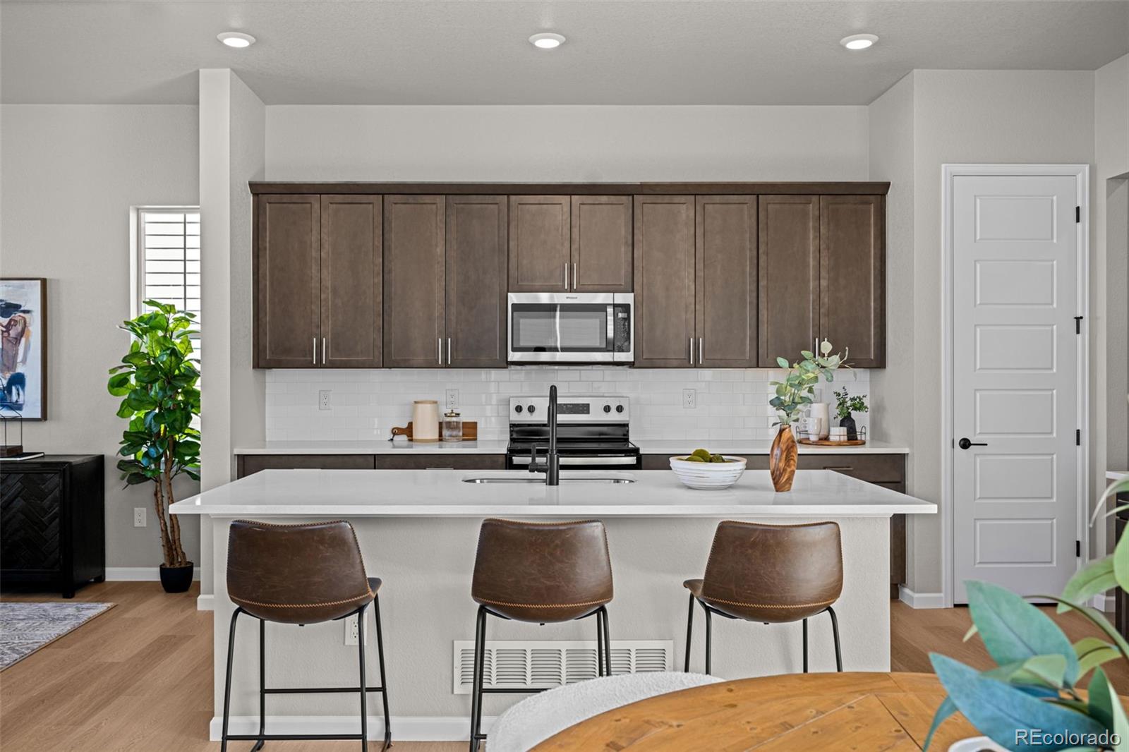 MLS Image #7 for 20871 e 60th avenue,aurora, Colorado