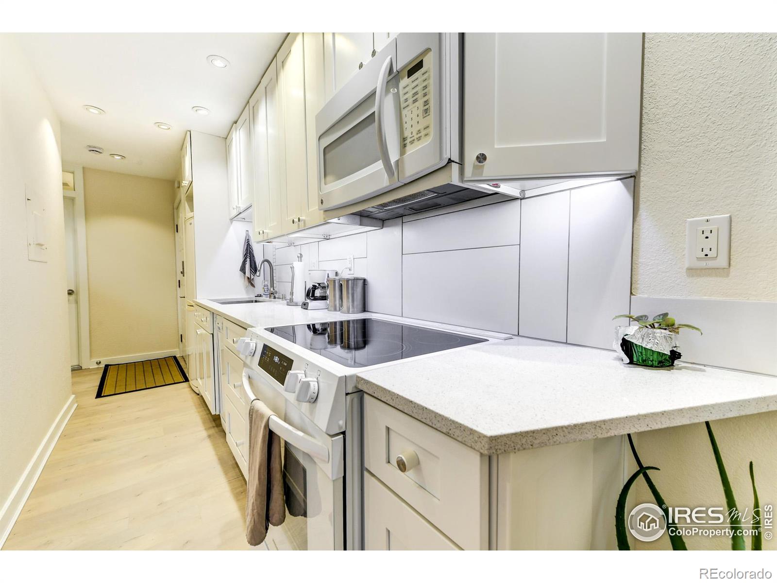 MLS Image #8 for 1800  pearl street,boulder, Colorado