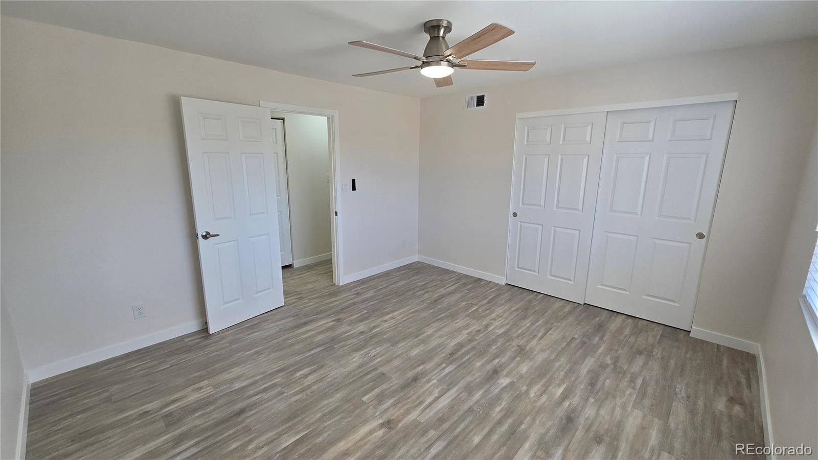 MLS Image #18 for 100 e highline circle,centennial, Colorado
