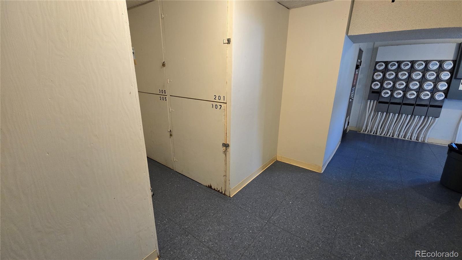 MLS Image #26 for 100 e highline circle,centennial, Colorado