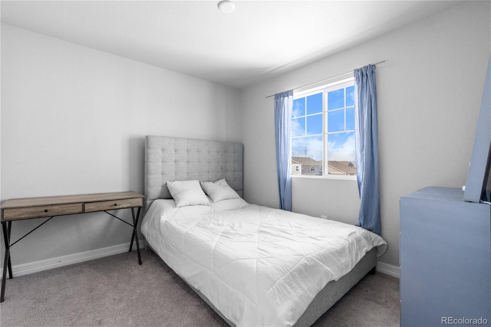 MLS Image #15 for 26818 e 1st place,aurora, Colorado