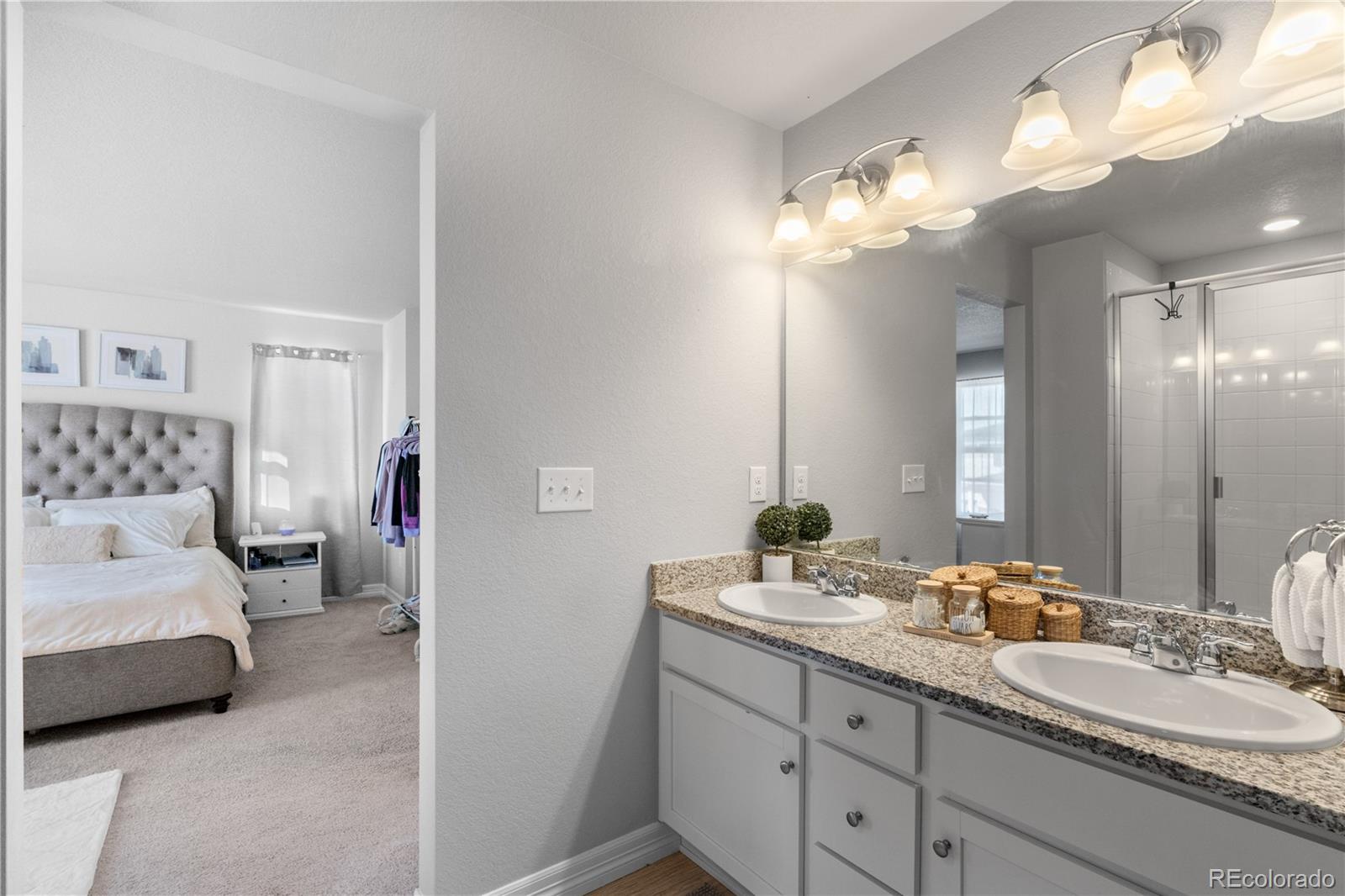 MLS Image #19 for 26818 e 1st place,aurora, Colorado