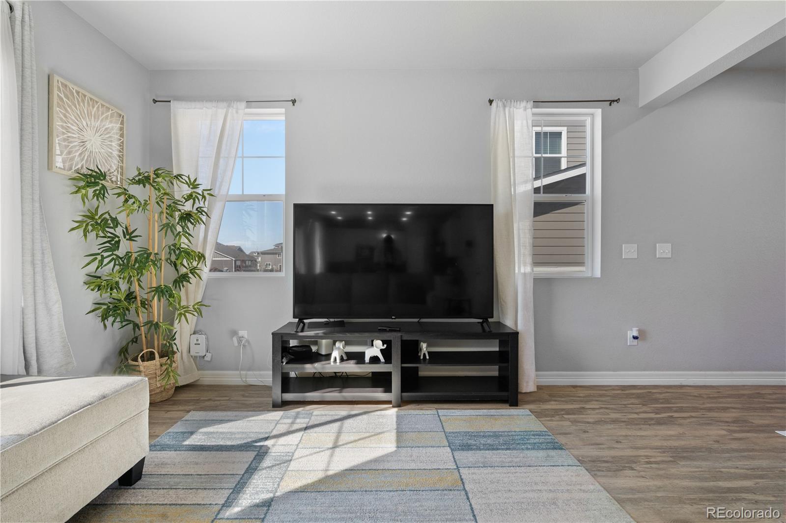 MLS Image #5 for 26818 e 1st place,aurora, Colorado